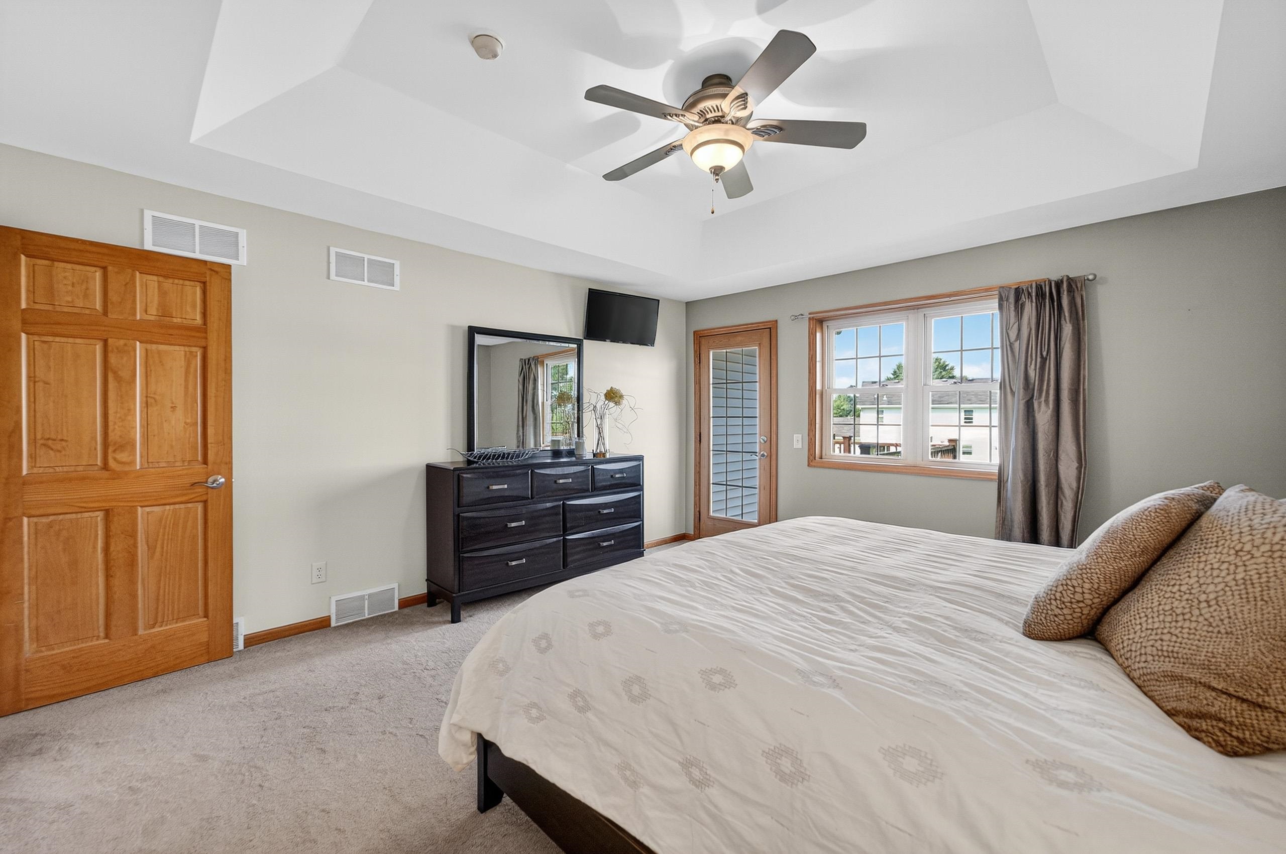 212 East Hill Parkway