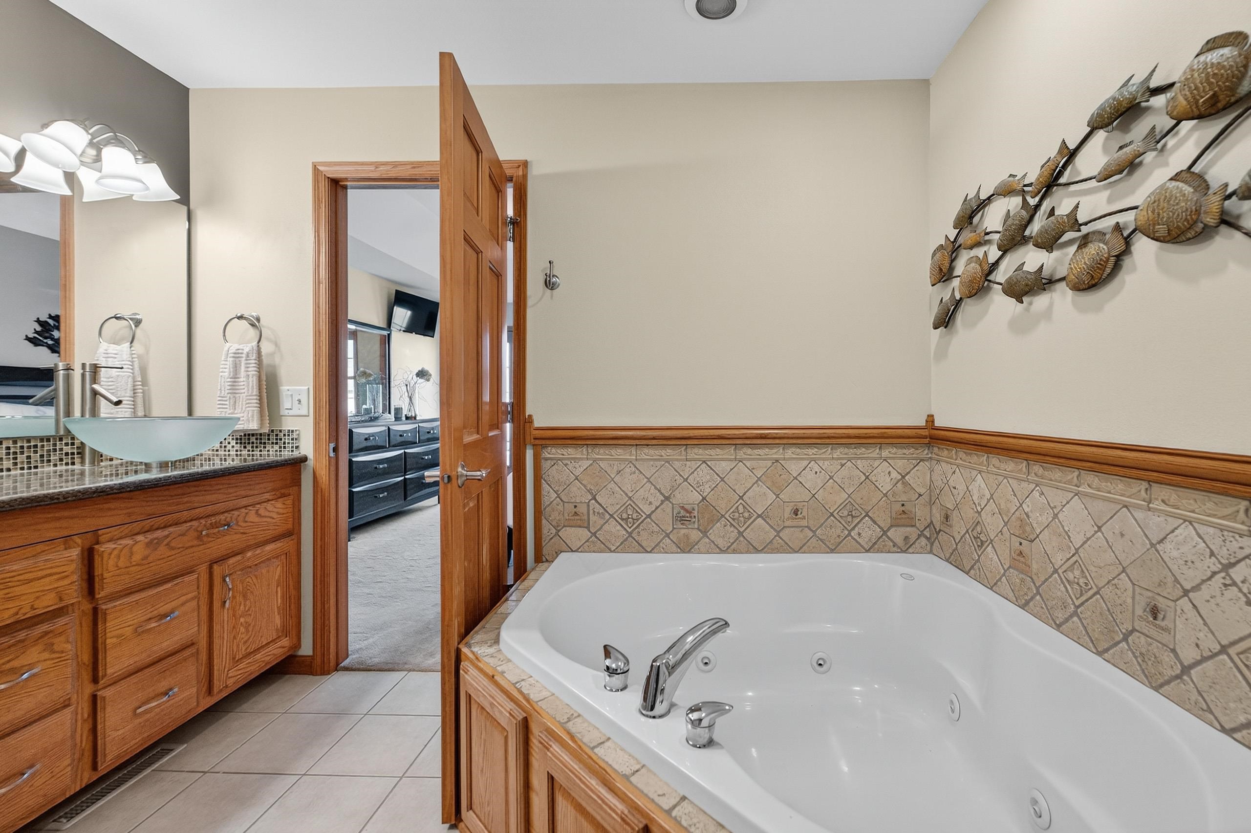 212 East Hill Parkway