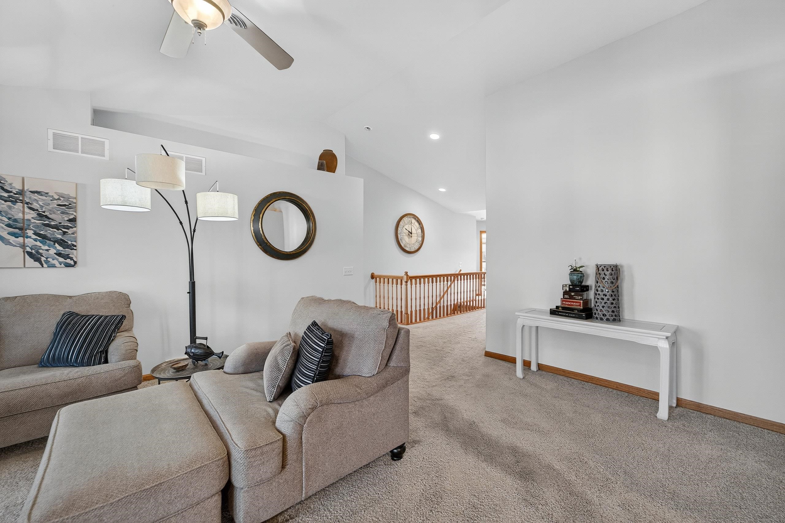 212 East Hill Parkway