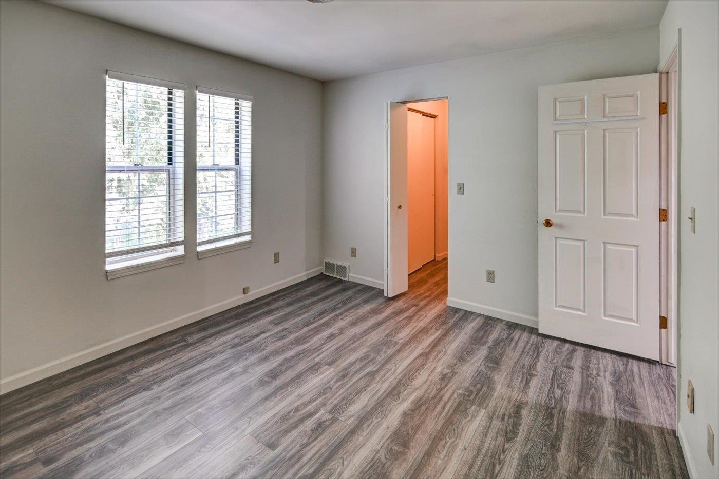901 Harbor House Drive Unit: 5