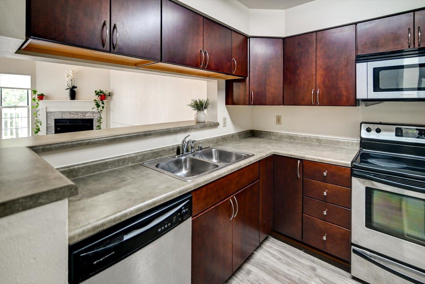 901 Harbor House Drive Unit: 5