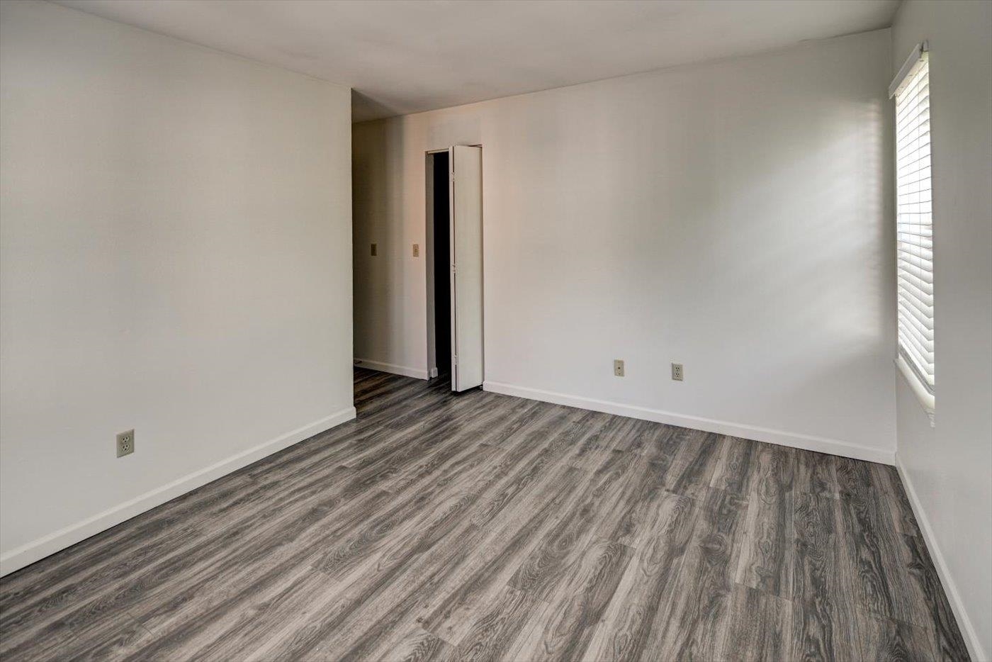 901 Harbor House Drive Unit: 5