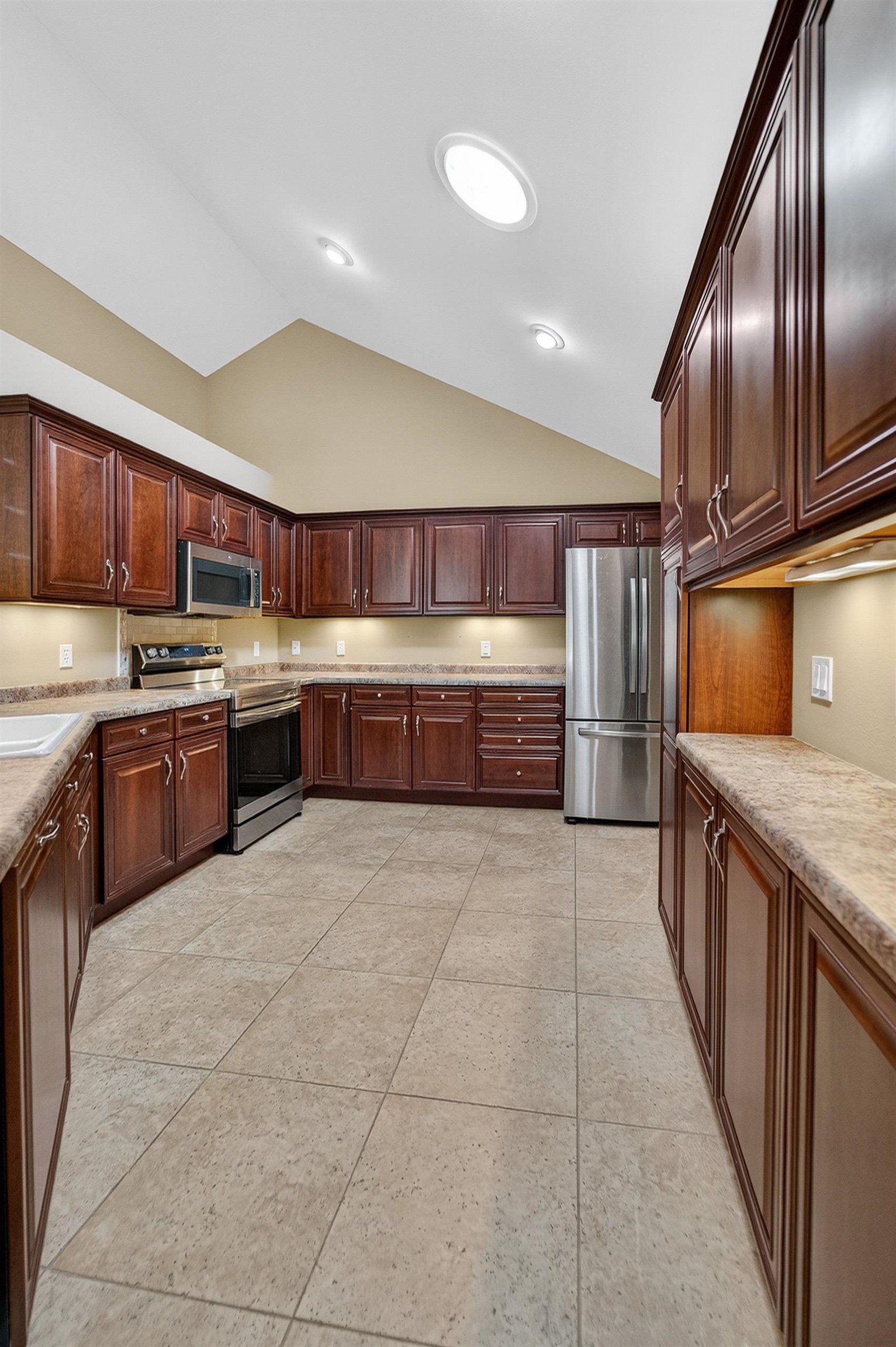 845 Birchwood Trail