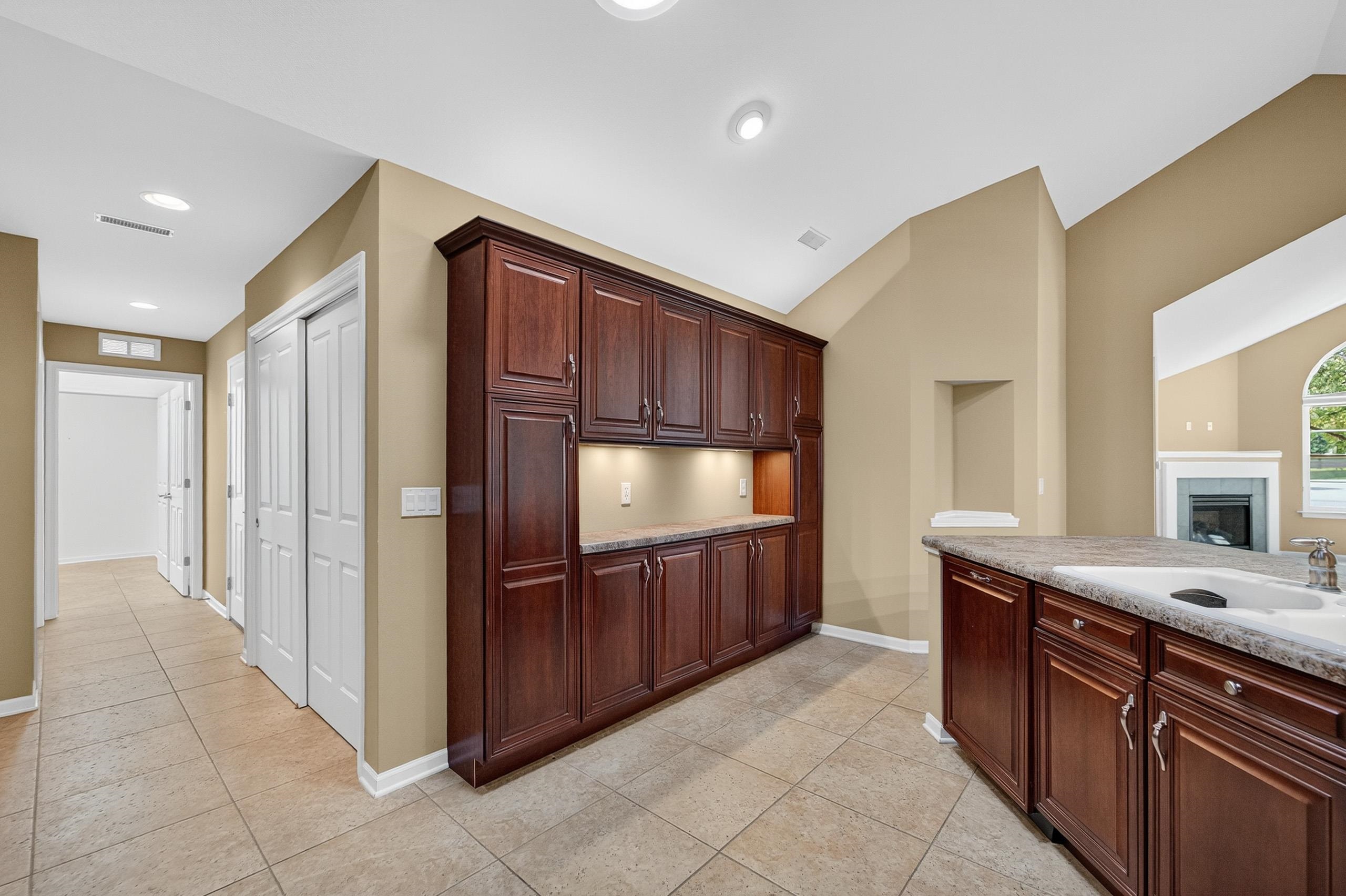 845 Birchwood Trail