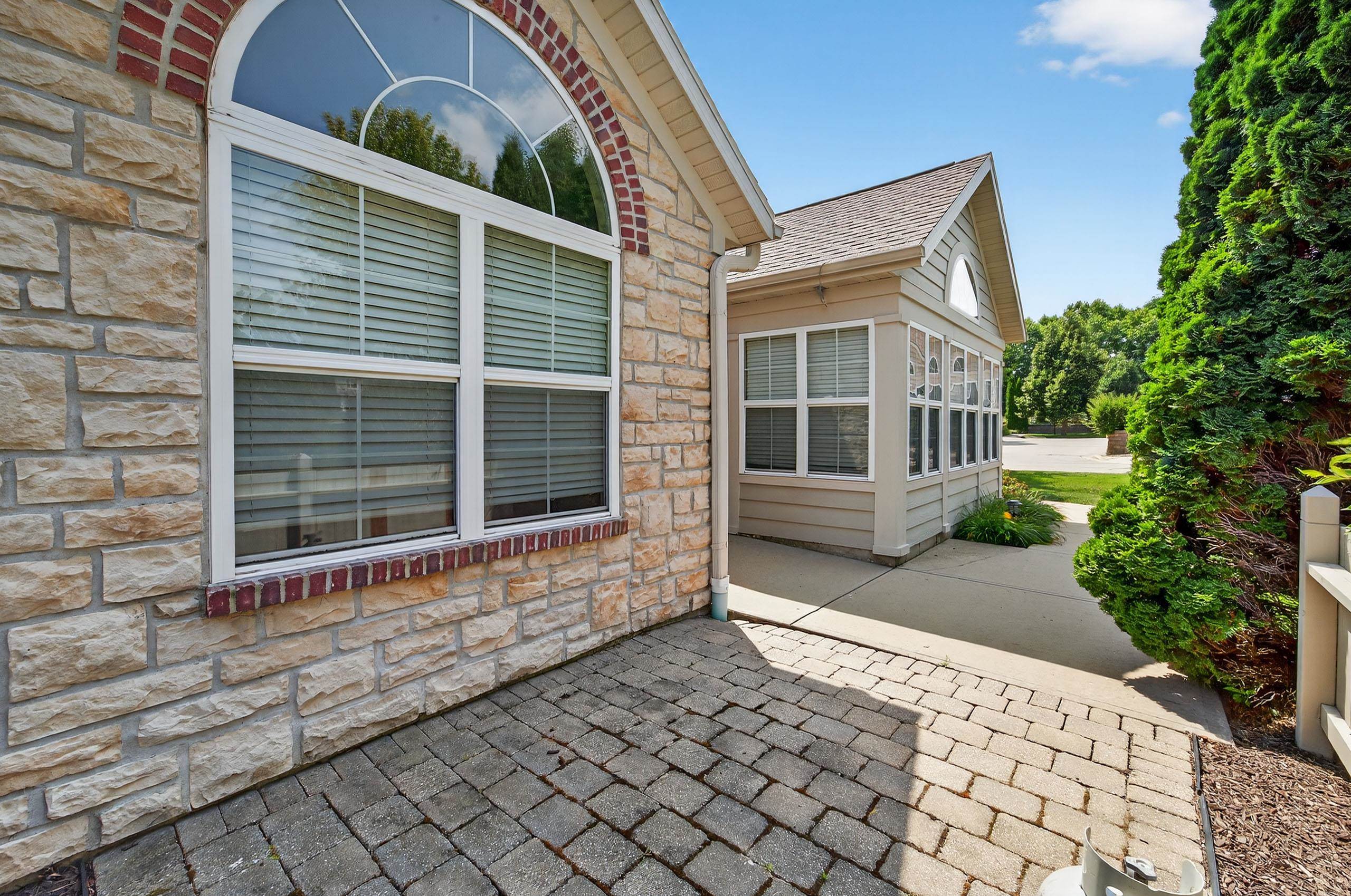 845 Birchwood Trail