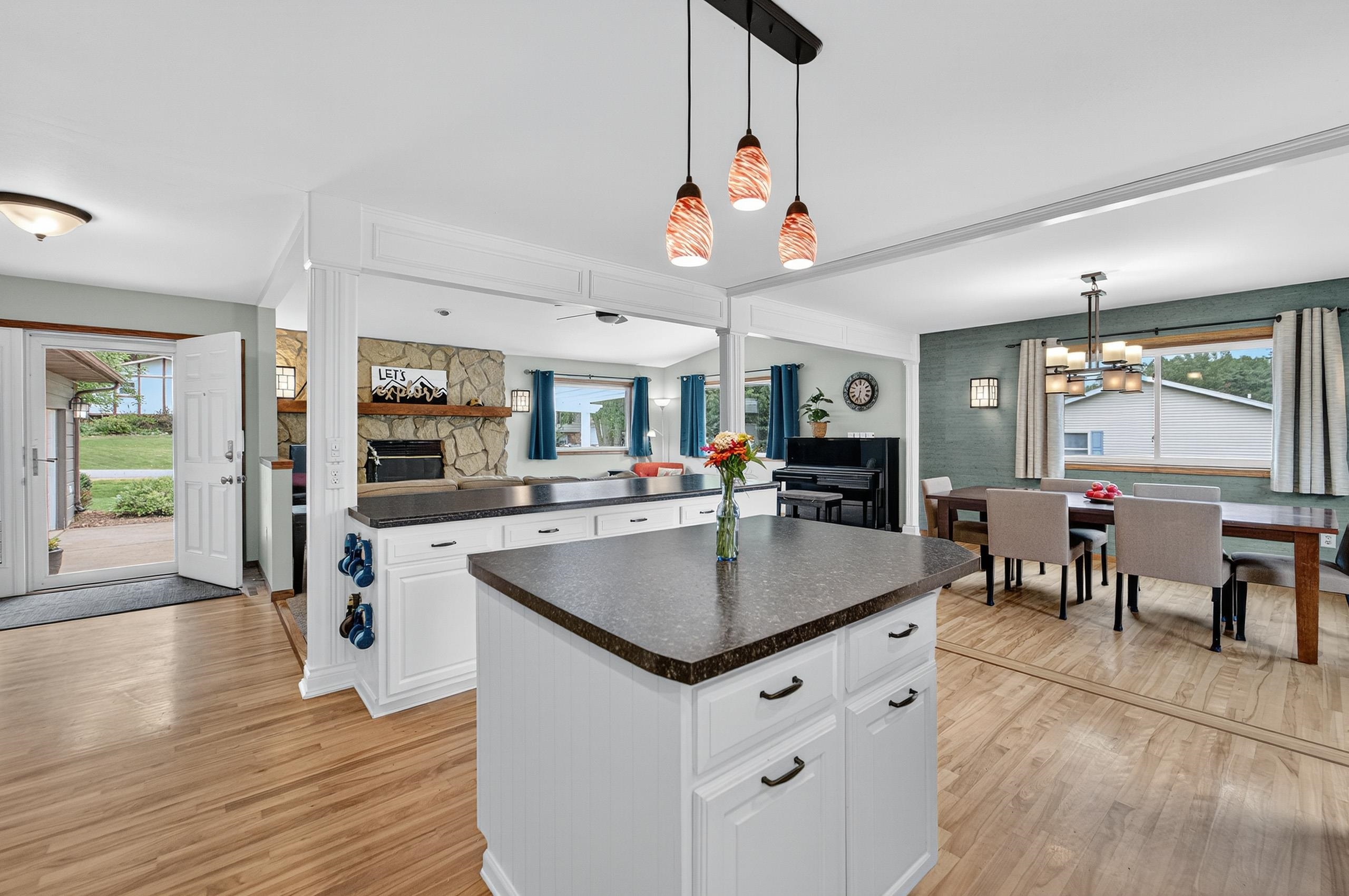 3392 Swinburne Drive