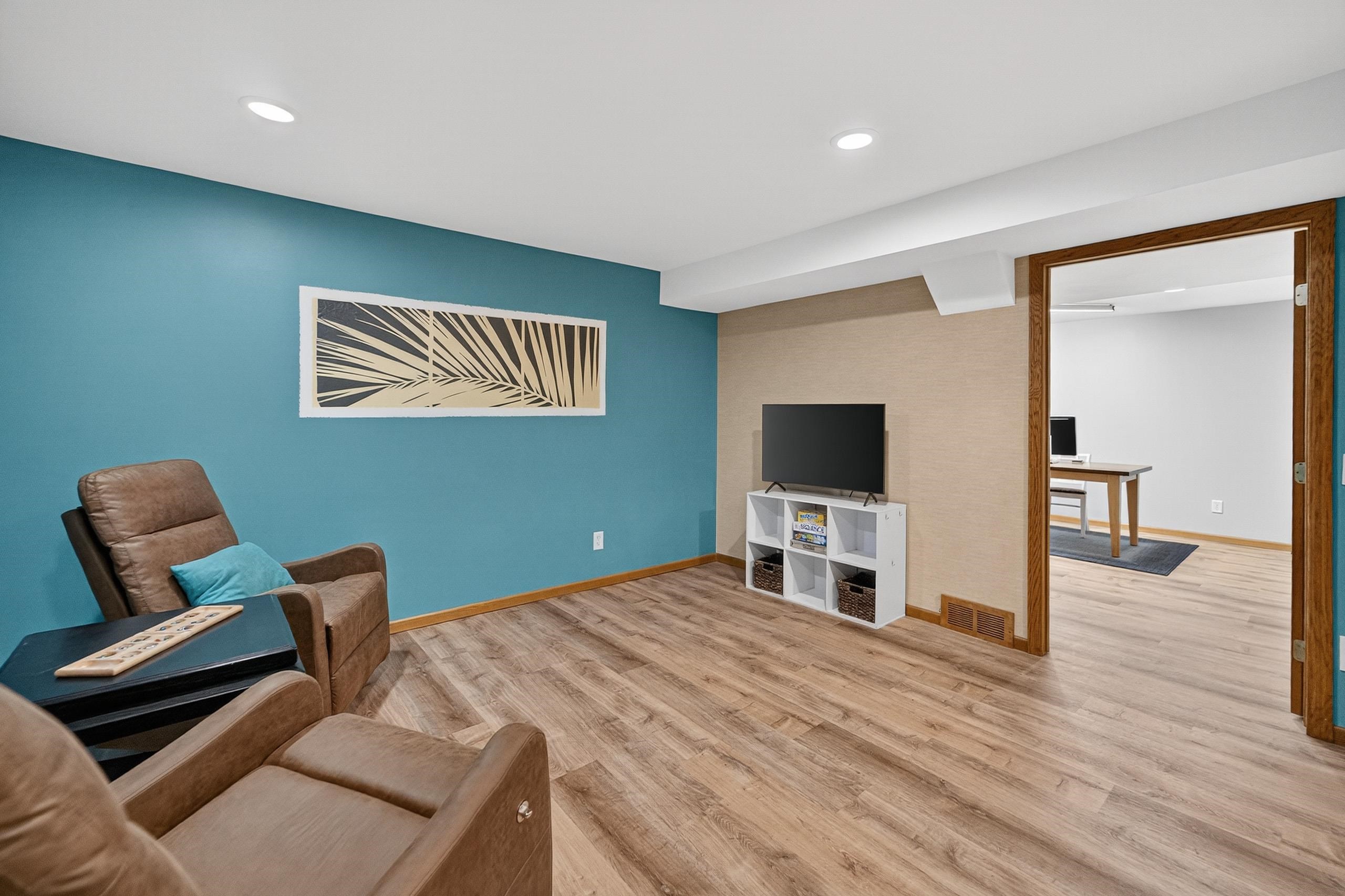 3392 Swinburne Drive