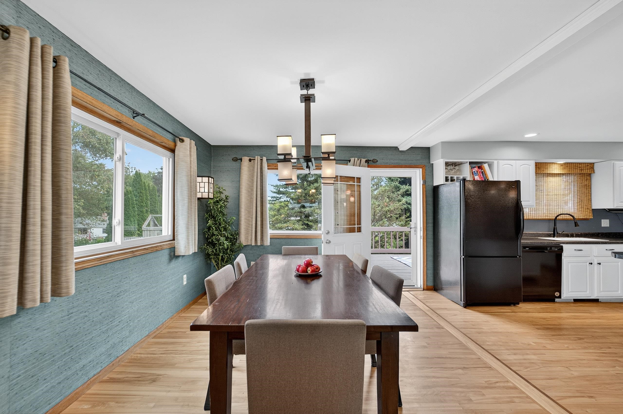 3392 Swinburne Drive