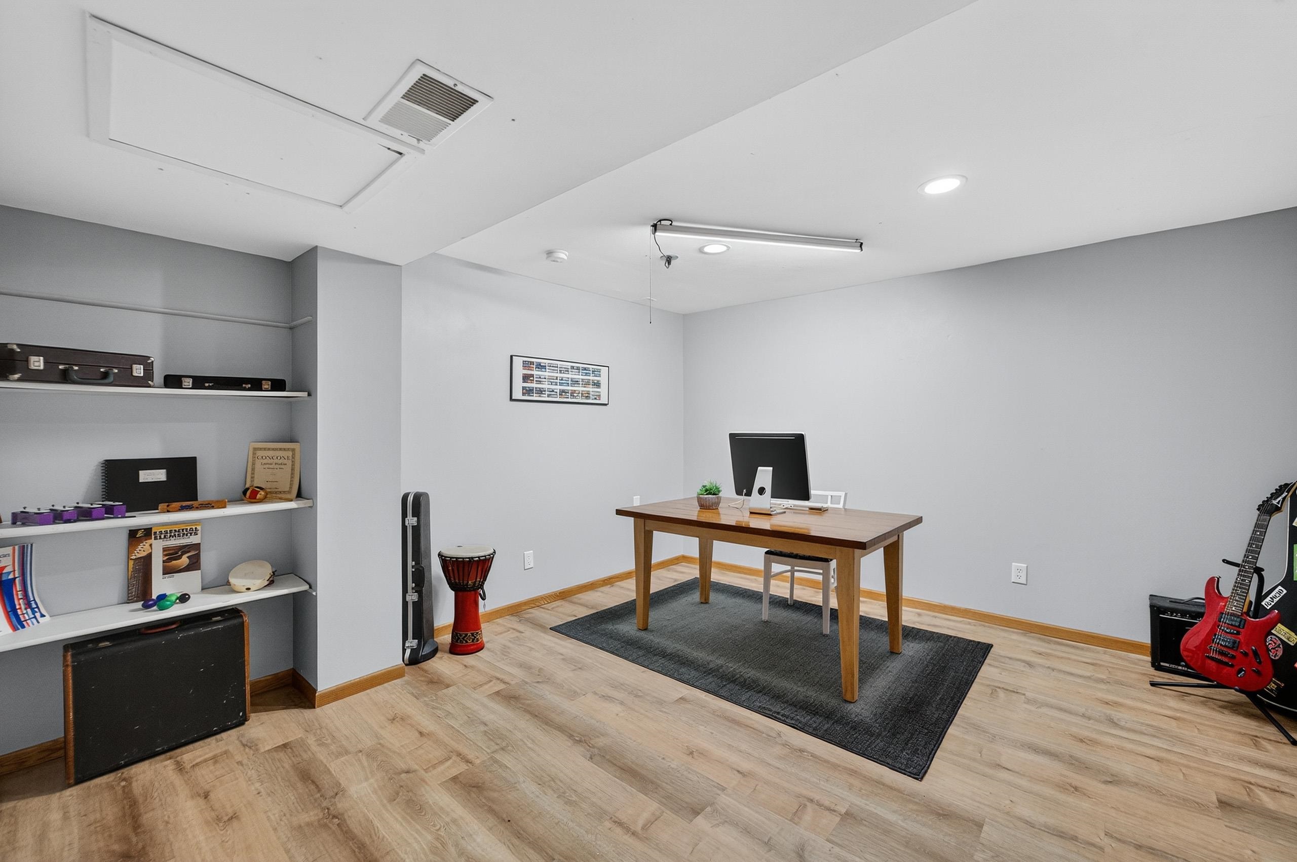 3392 Swinburne Drive