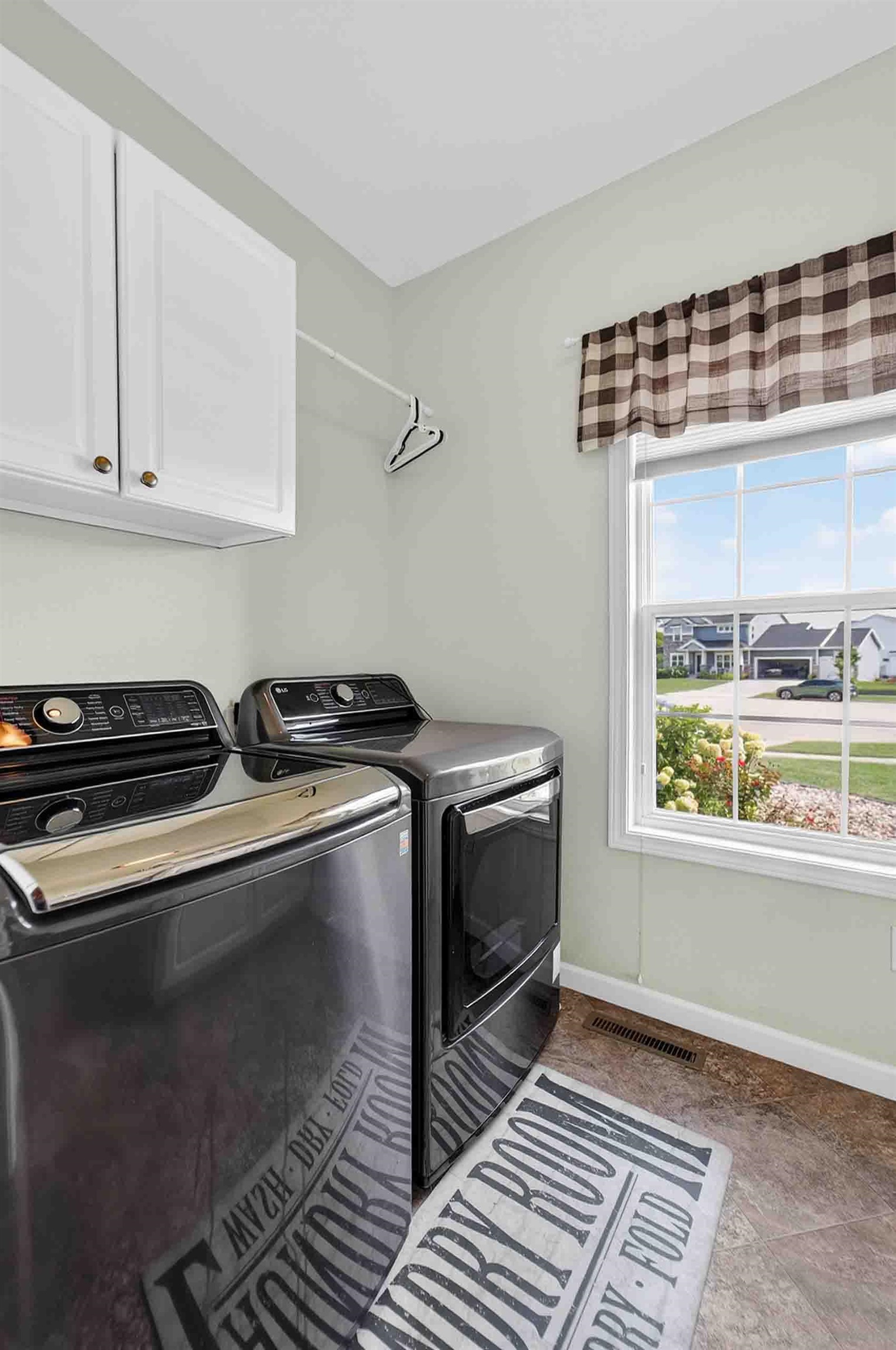 4312 Autumn Fields Road
