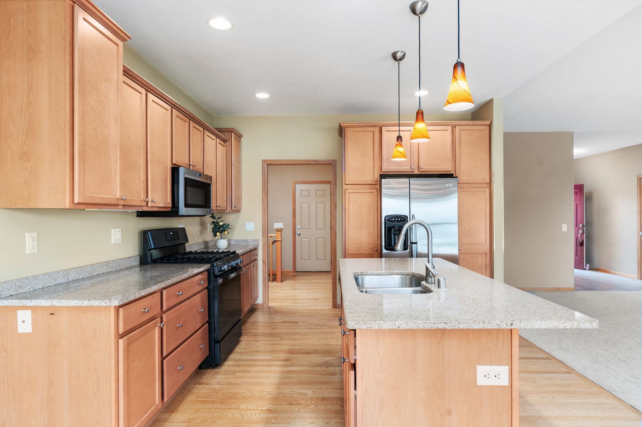 367 N Bergamont Boulevard