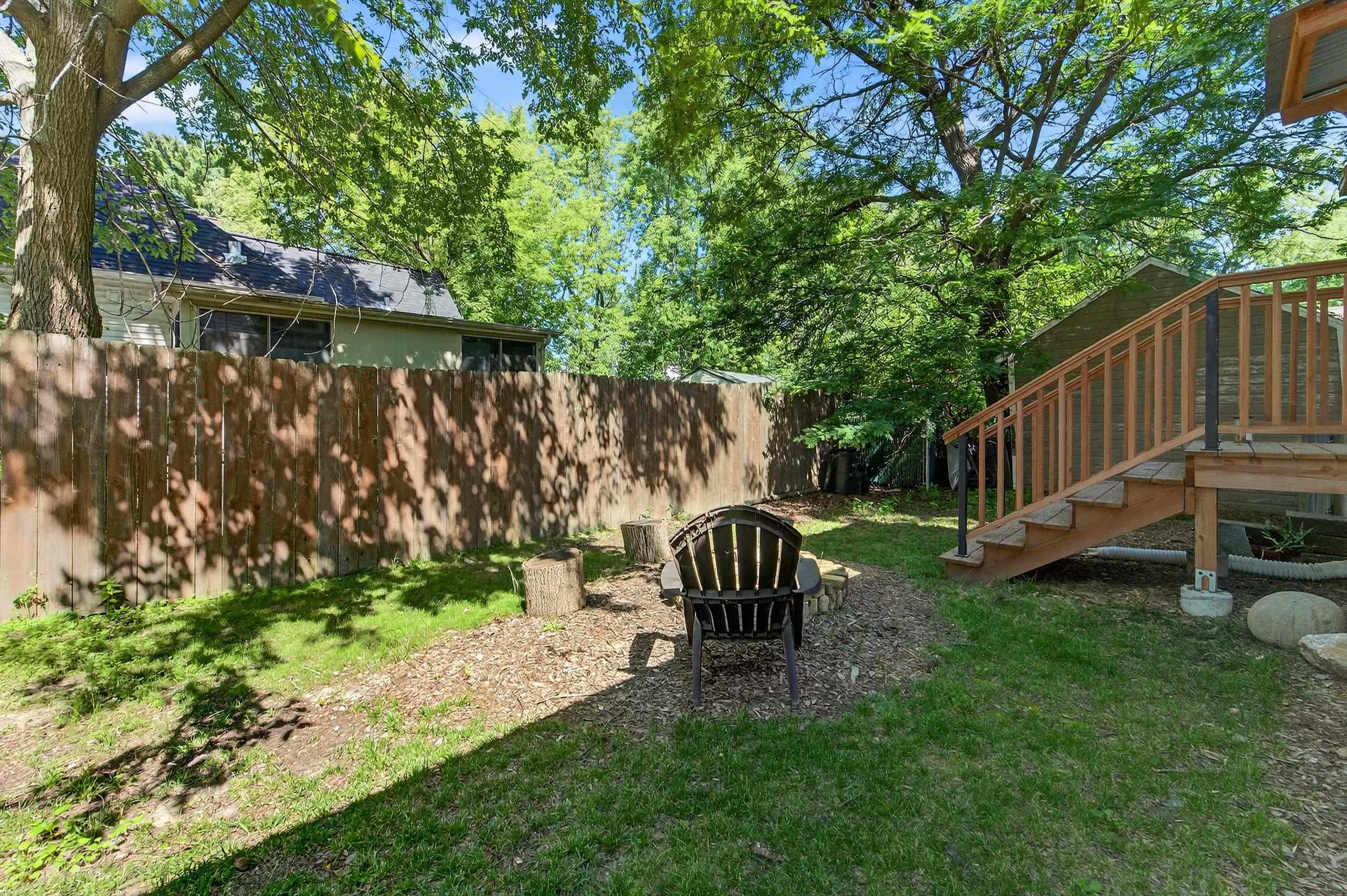 302 Van Deusen Street