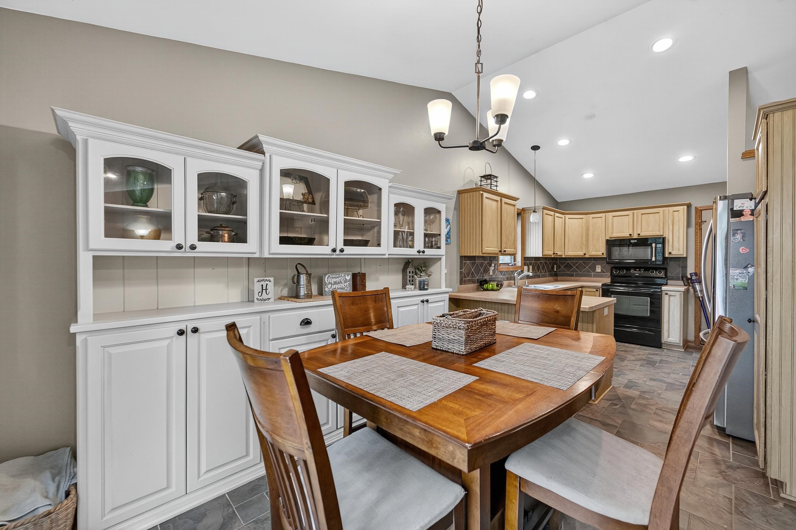 564 S Burr Oak Avenue