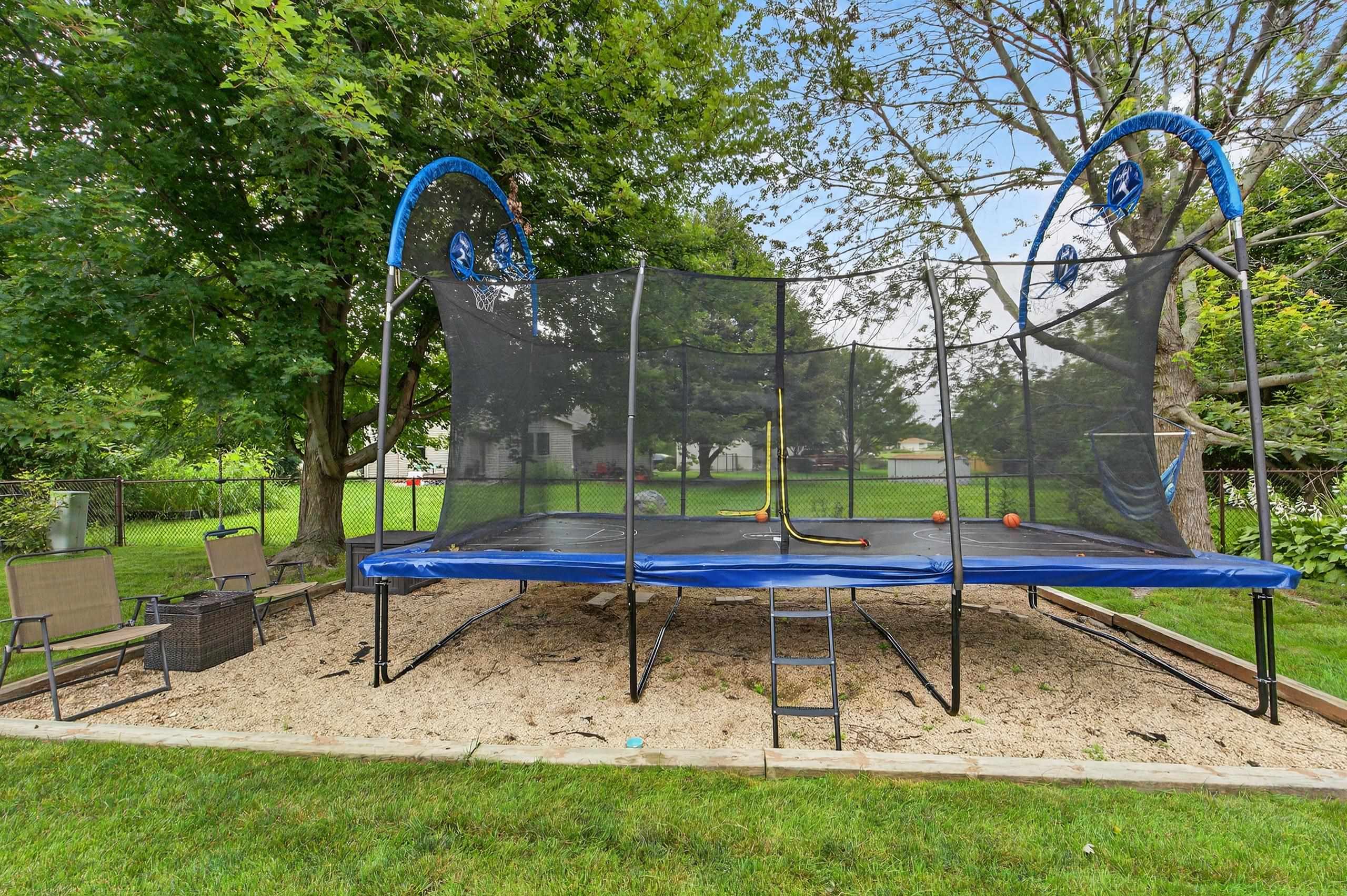 564 S Burr Oak Avenue