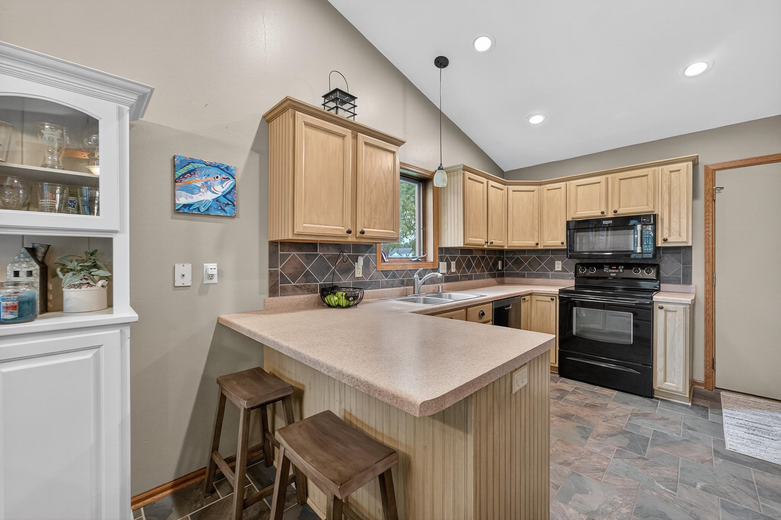 564 S Burr Oak Avenue