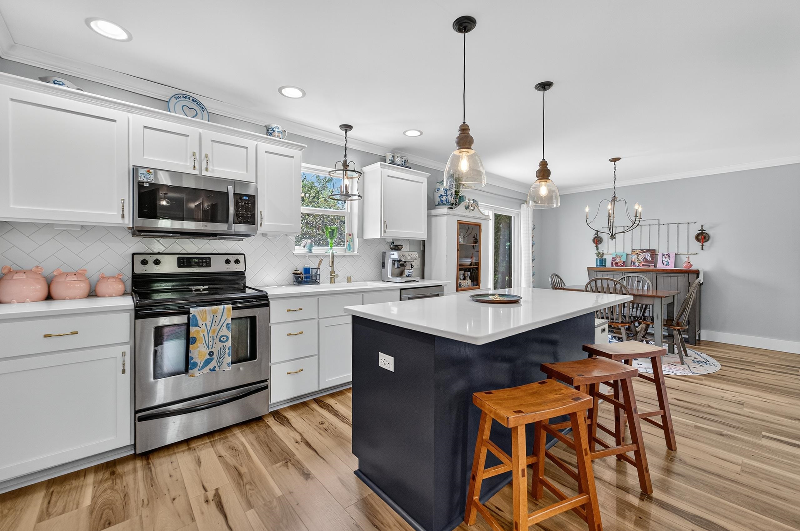 4400 Singel Way