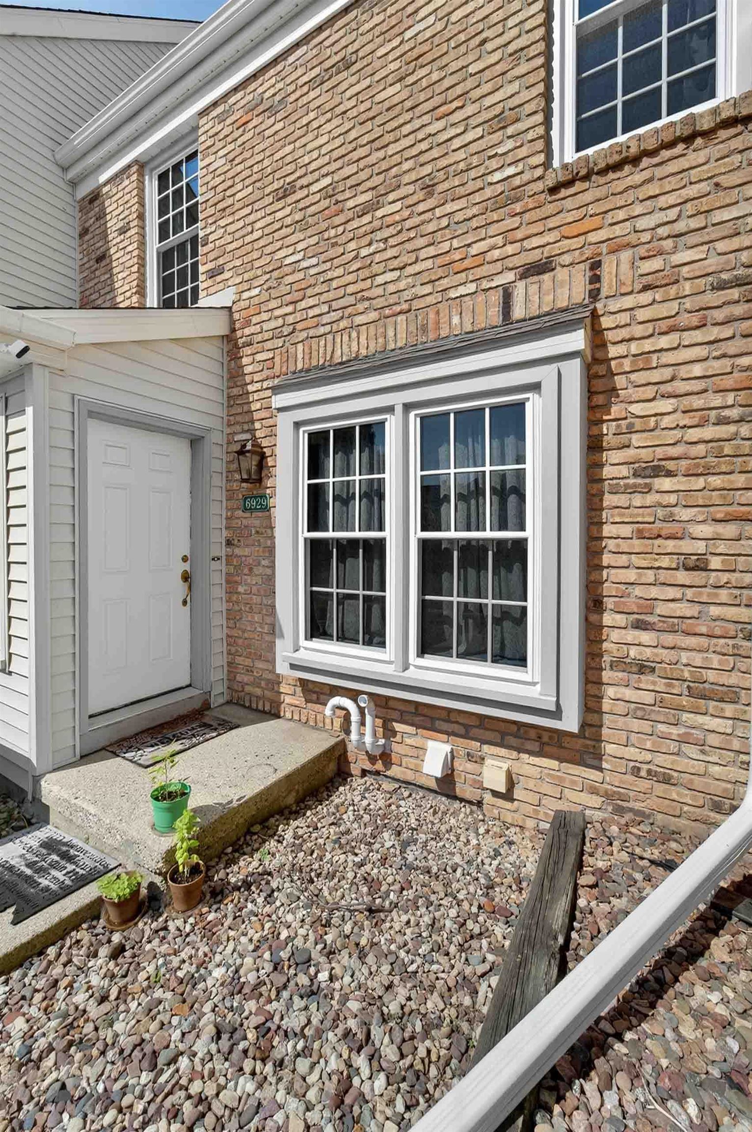 6929 Old Sauk Road