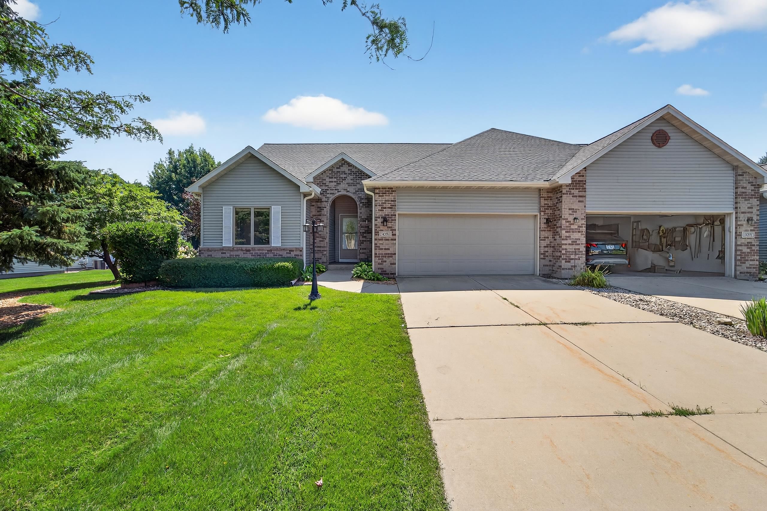 3095 Rebel Drive
