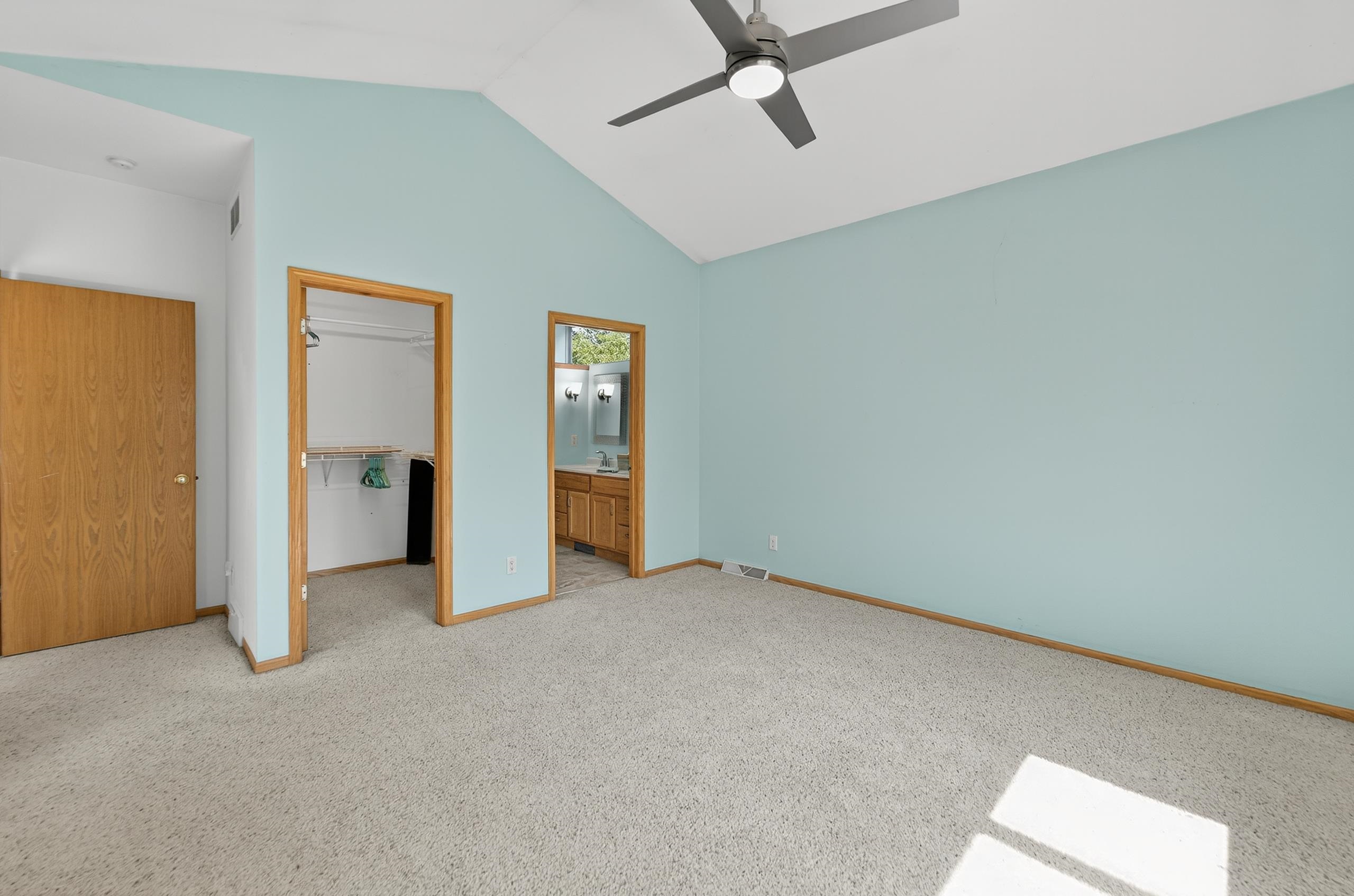 3095 Rebel Drive