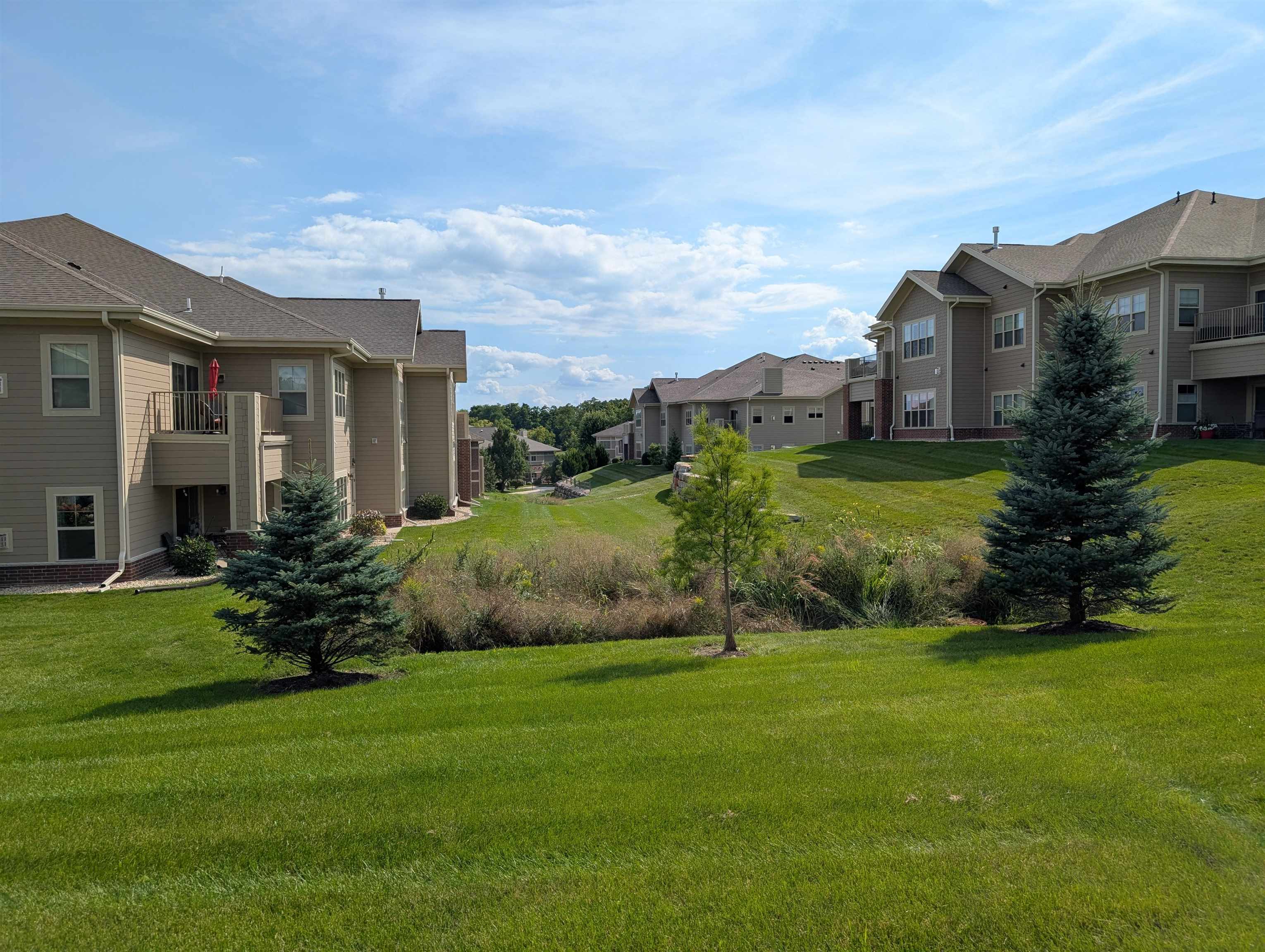9011 Royal Oaks Circle