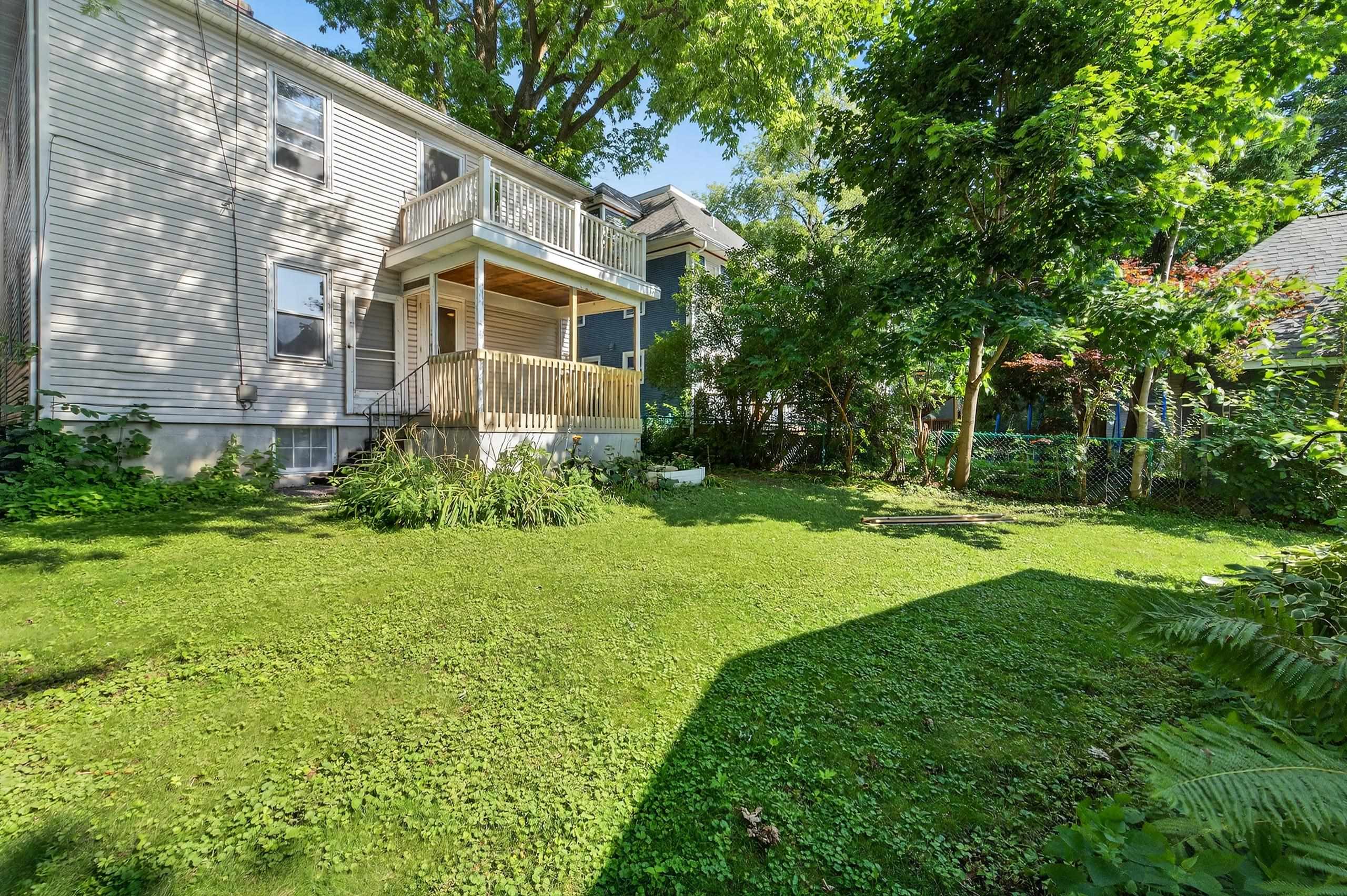 1917 Street