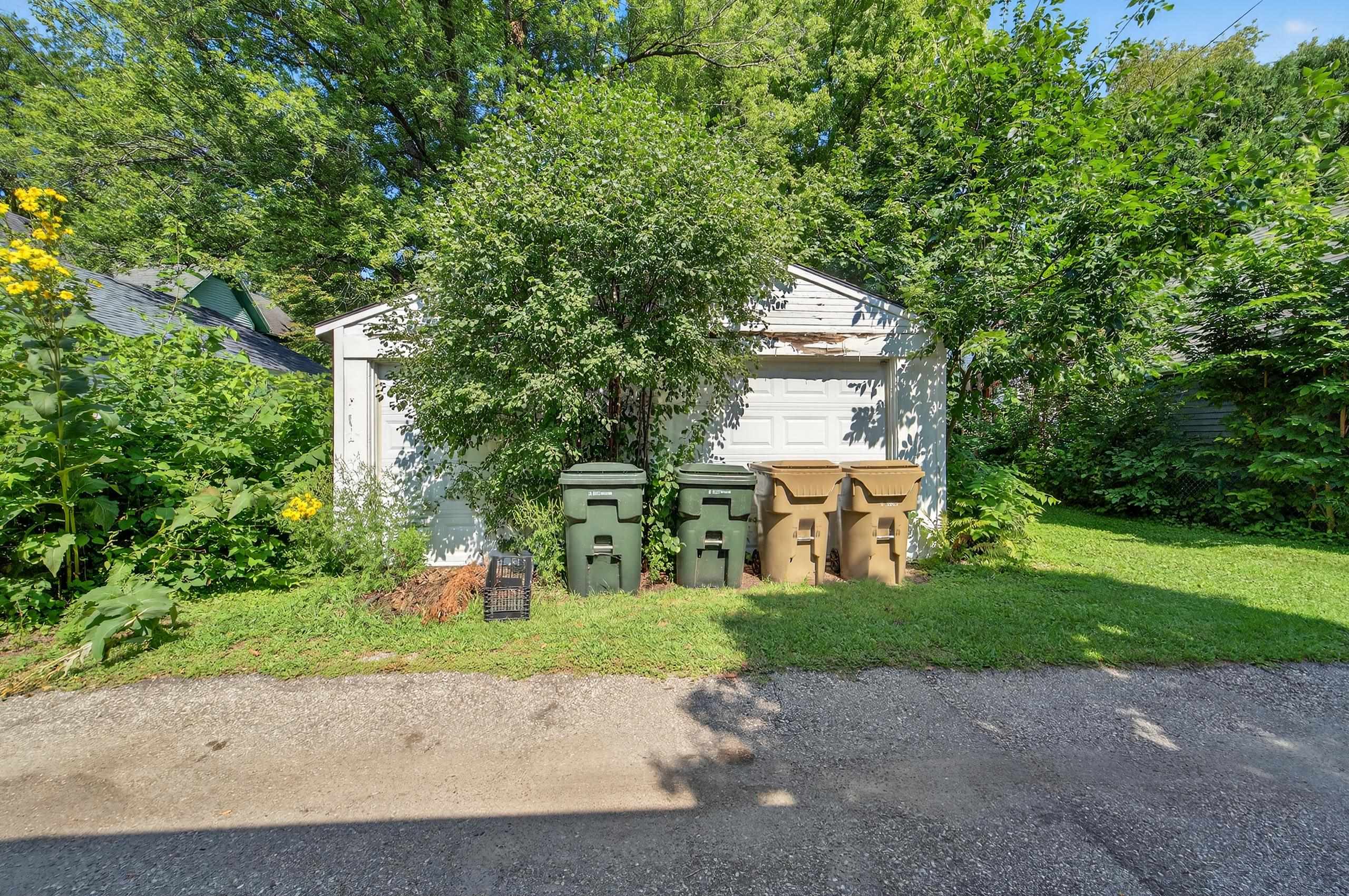 1917 Street