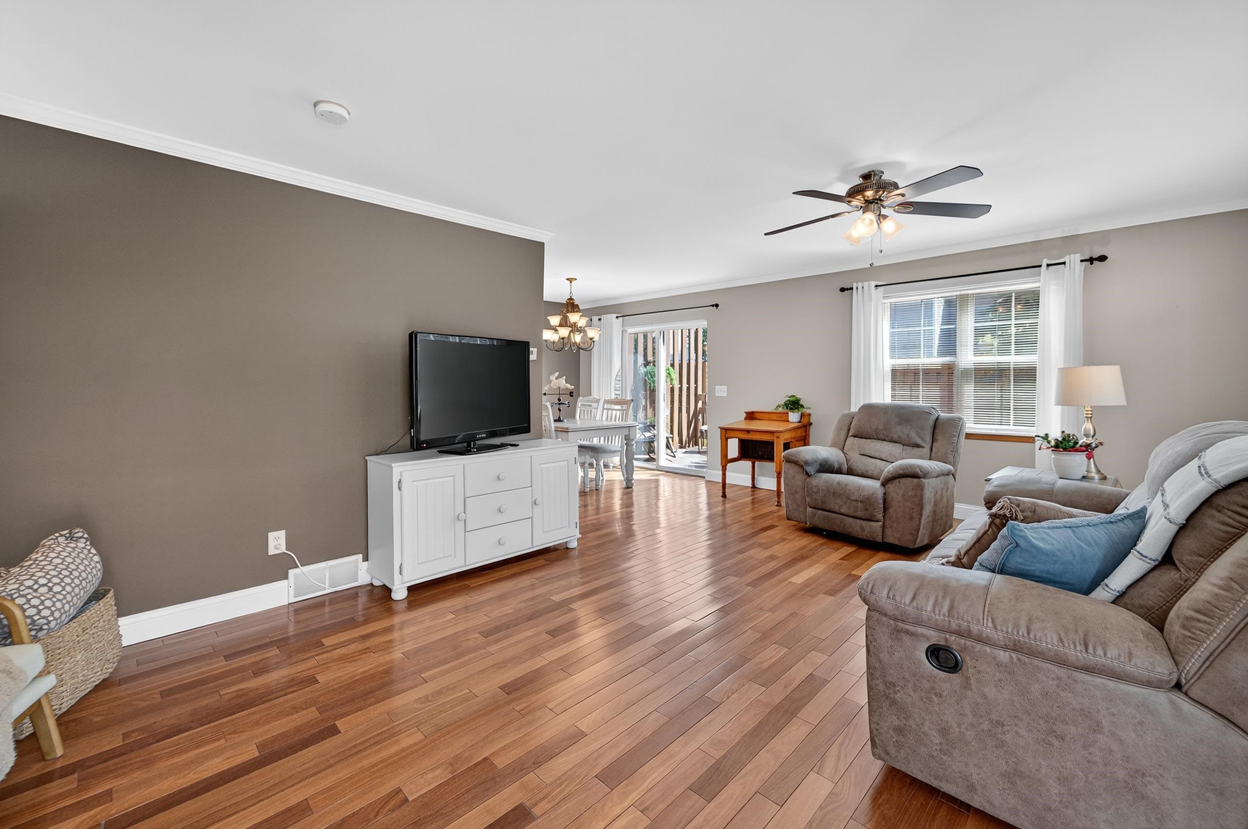 867 Chandler Lane