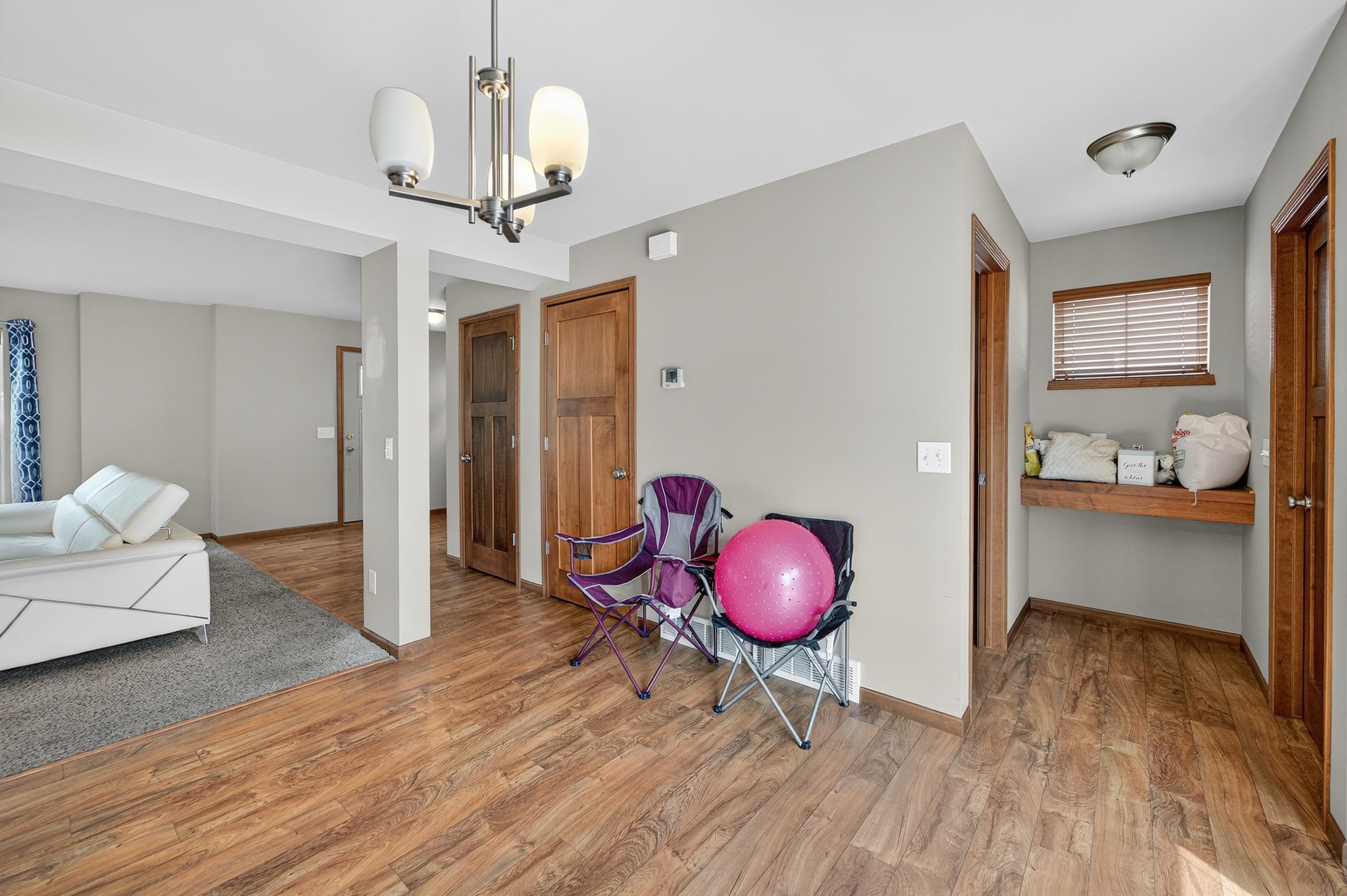 1475 Wild Iris Street