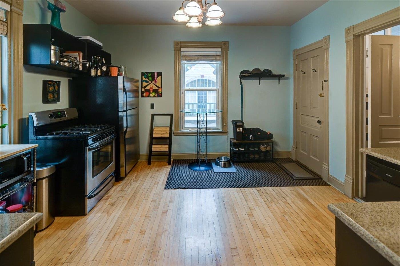 146 S Hancock Street Unit: 2
