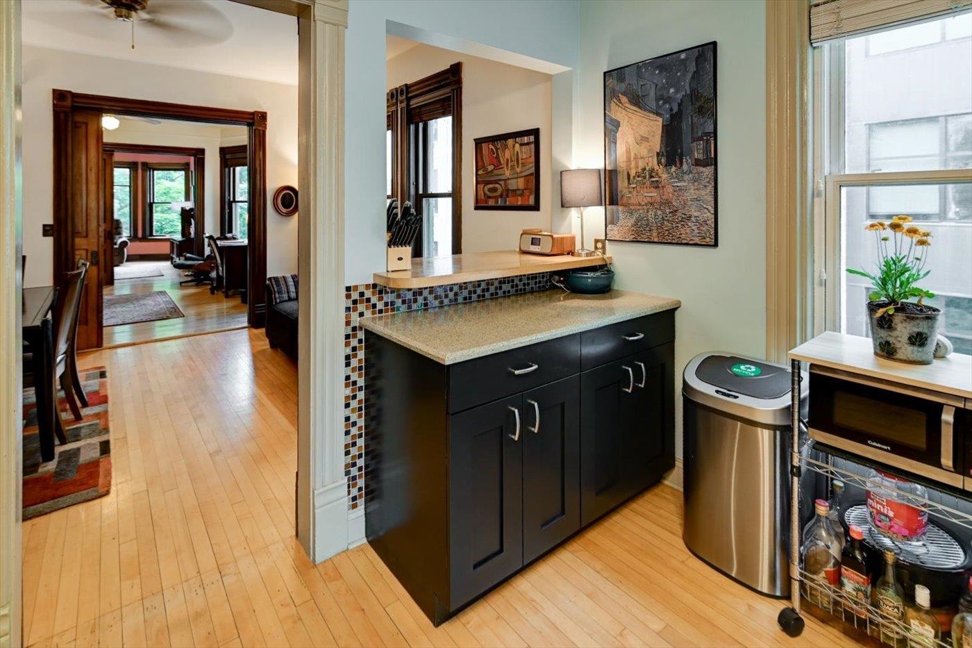 146 S Hancock Street Unit: 2