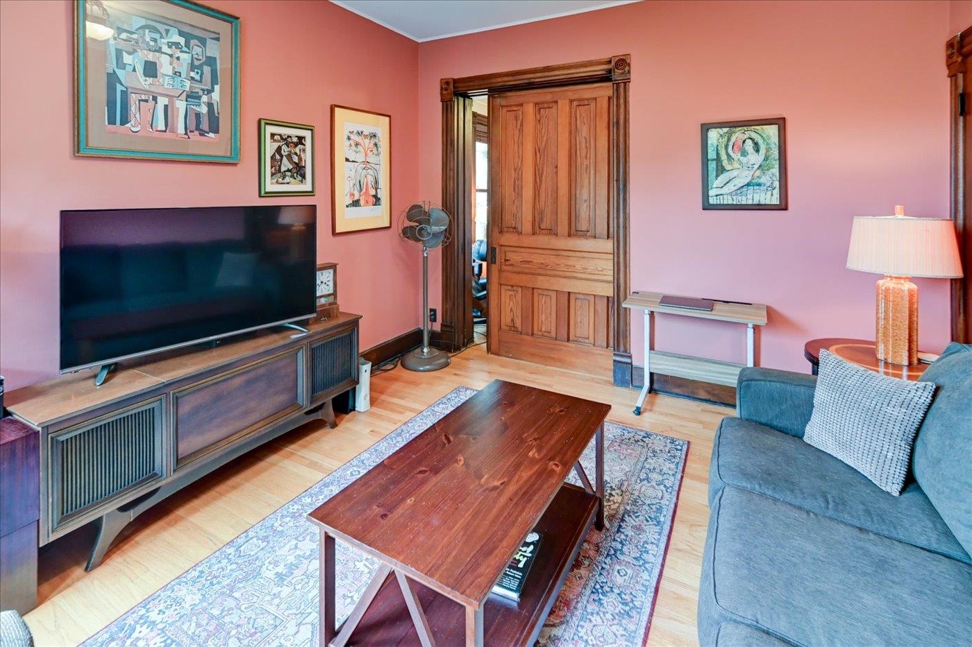 146 S Hancock Street Unit: 2