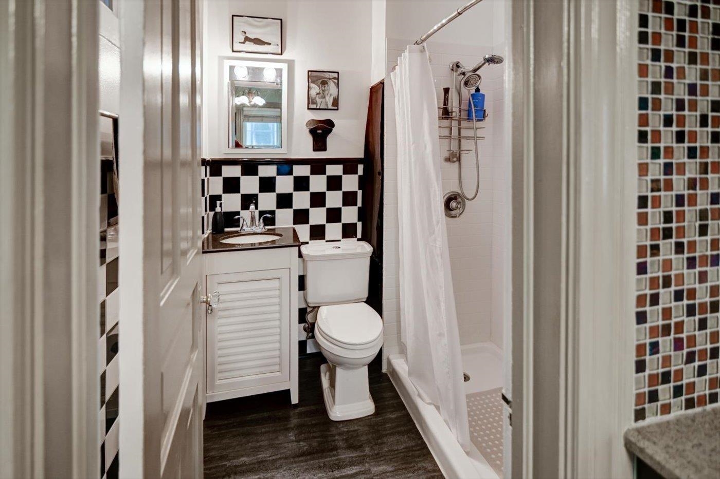 146 S Hancock Street Unit: 2