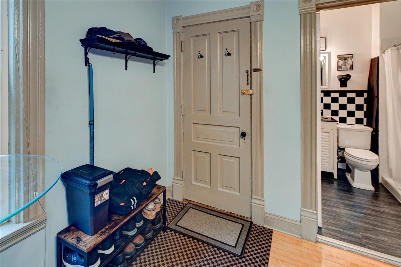 146 S Hancock Street Unit: 2