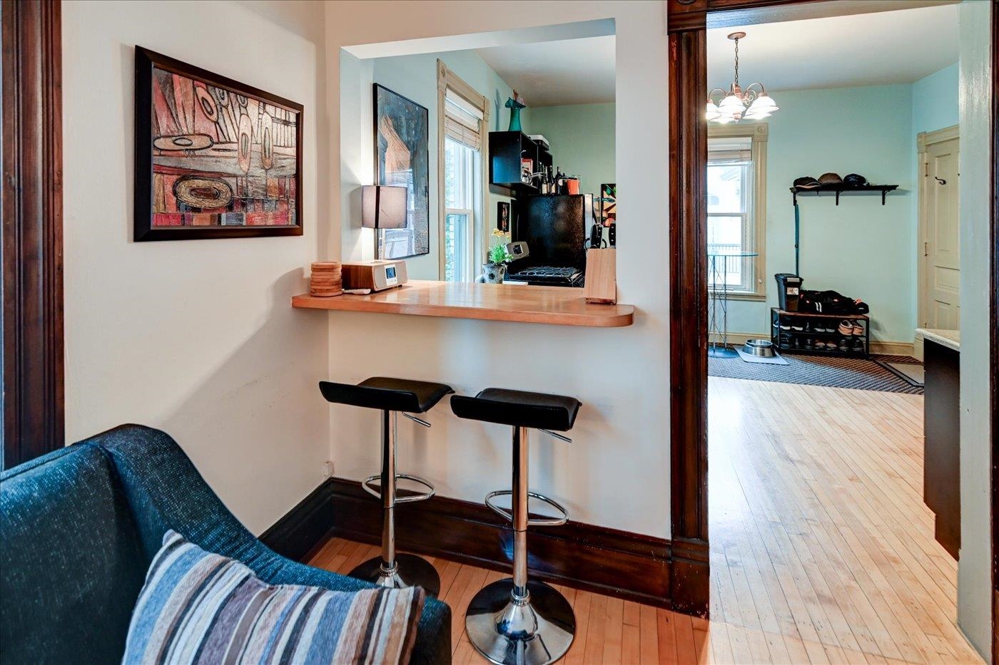 146 S Hancock Street Unit: 2