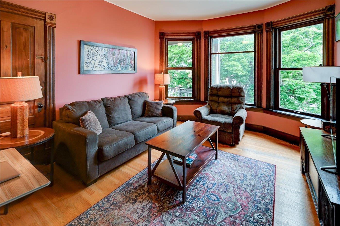 146 S Hancock Street Unit: 2