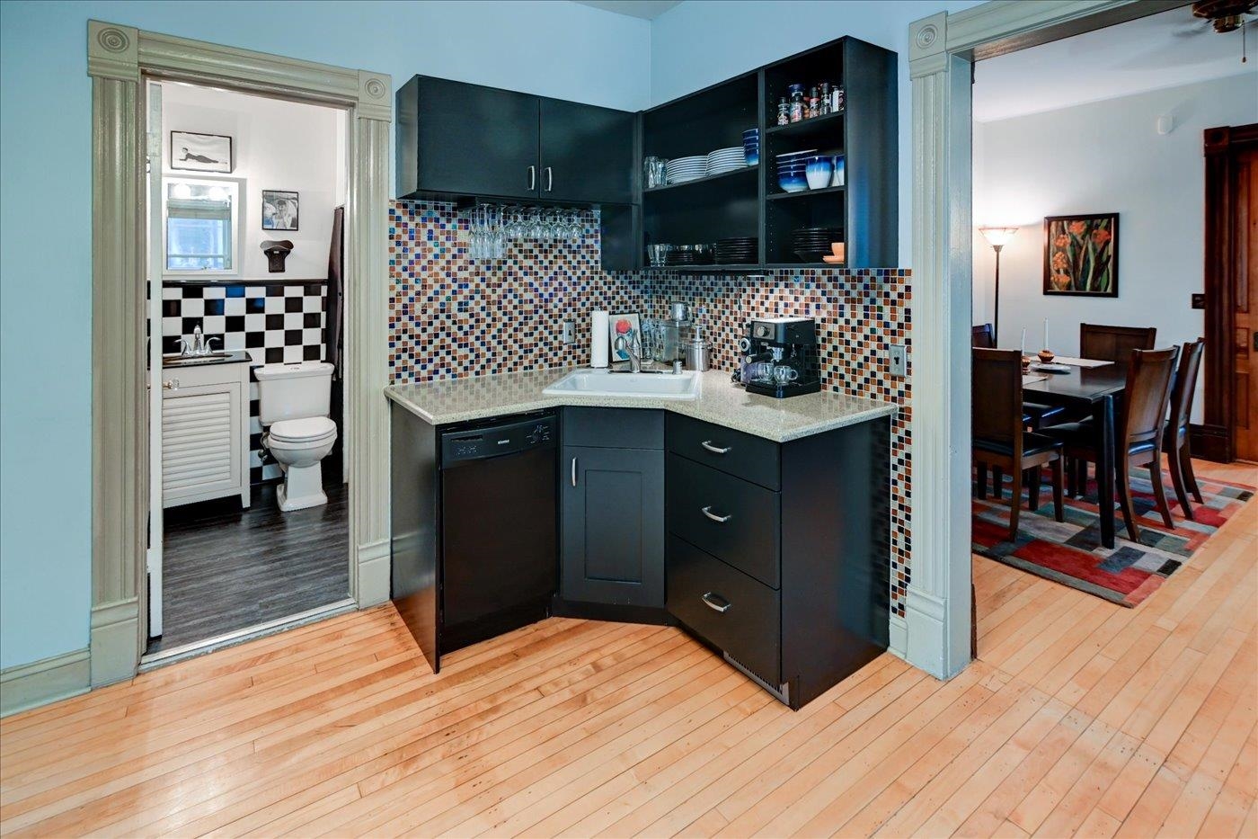 146 S Hancock Street Unit: 2