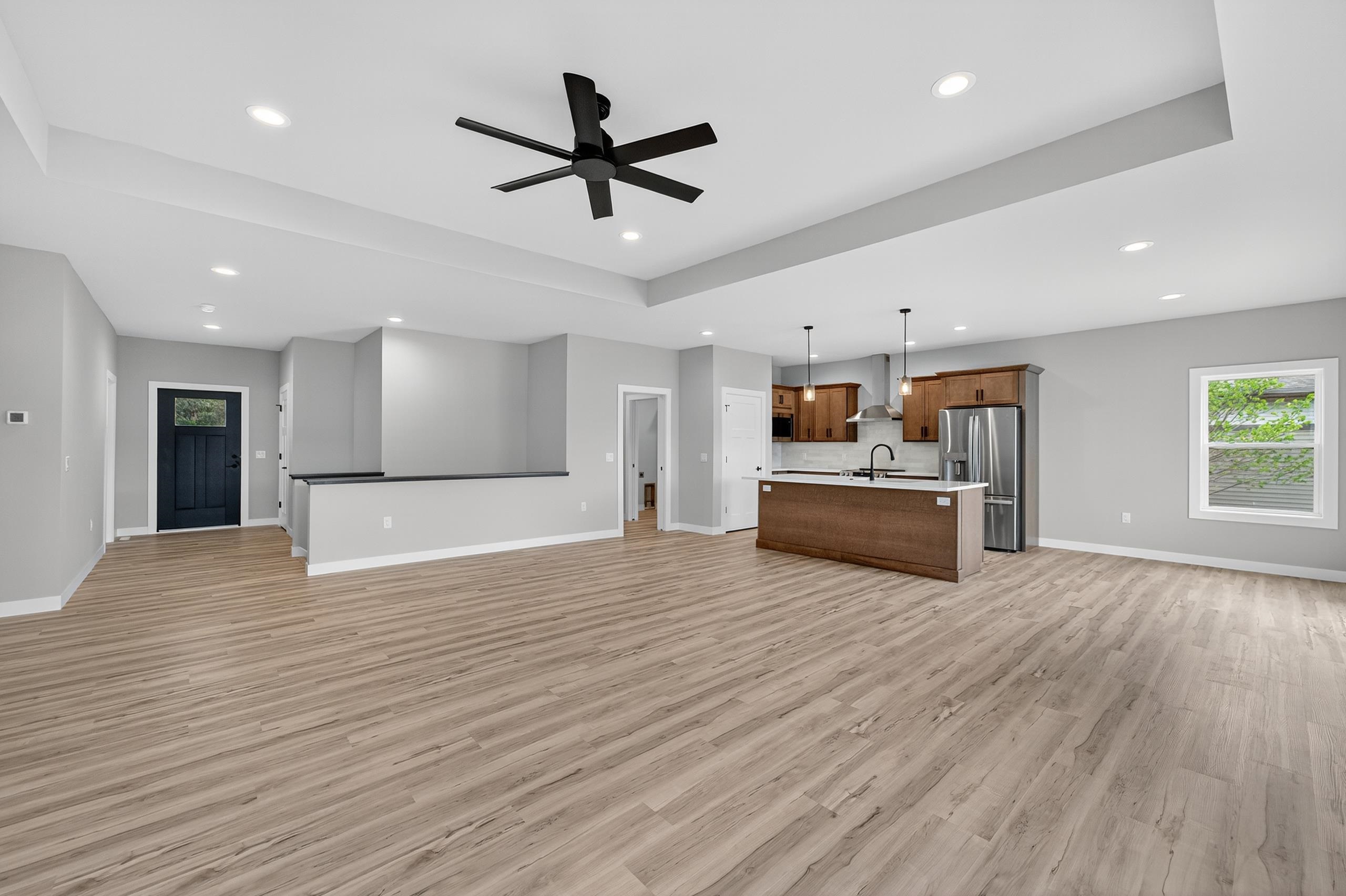 708 Reeve Road