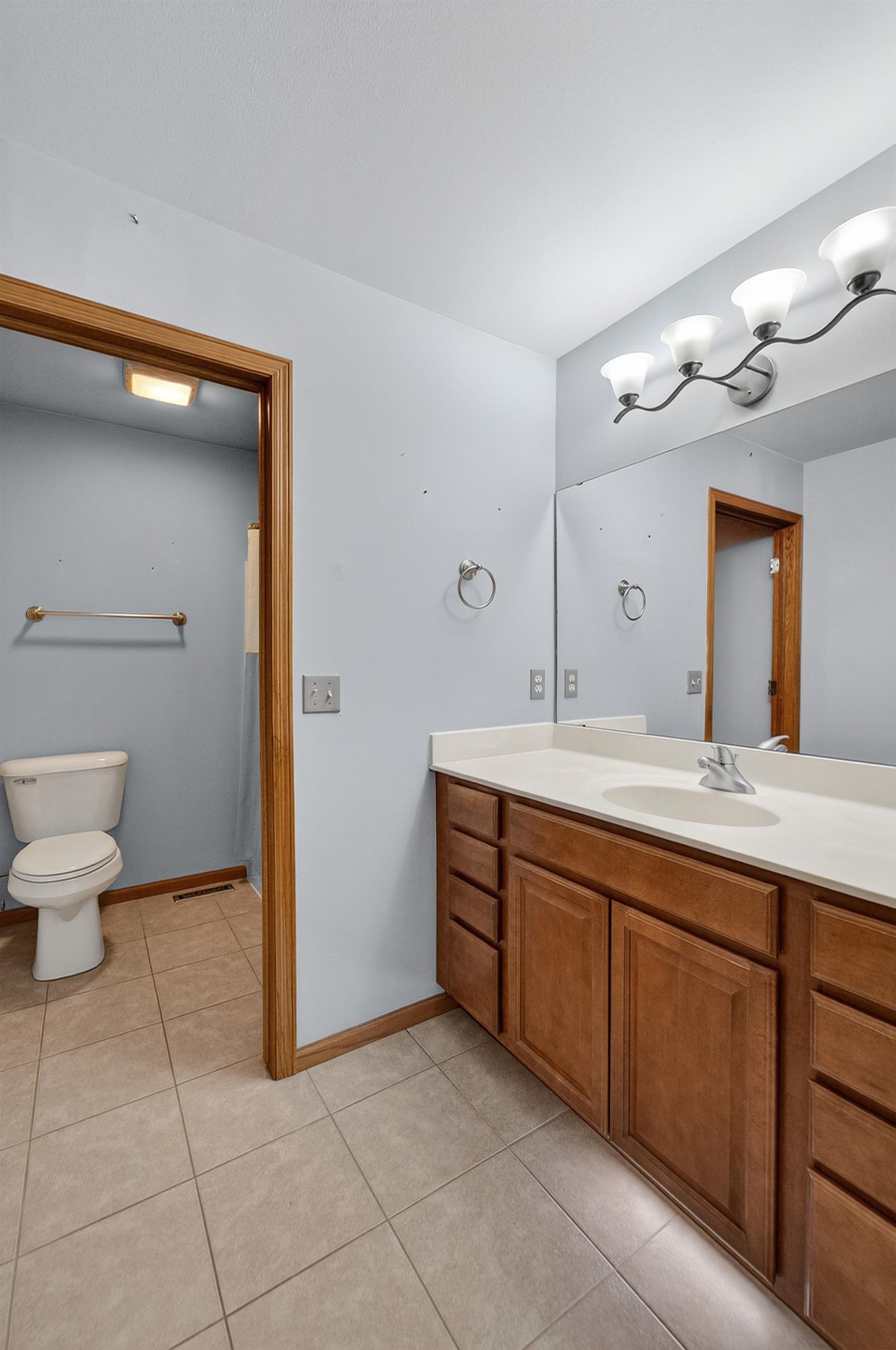 857 Ashworth Drive