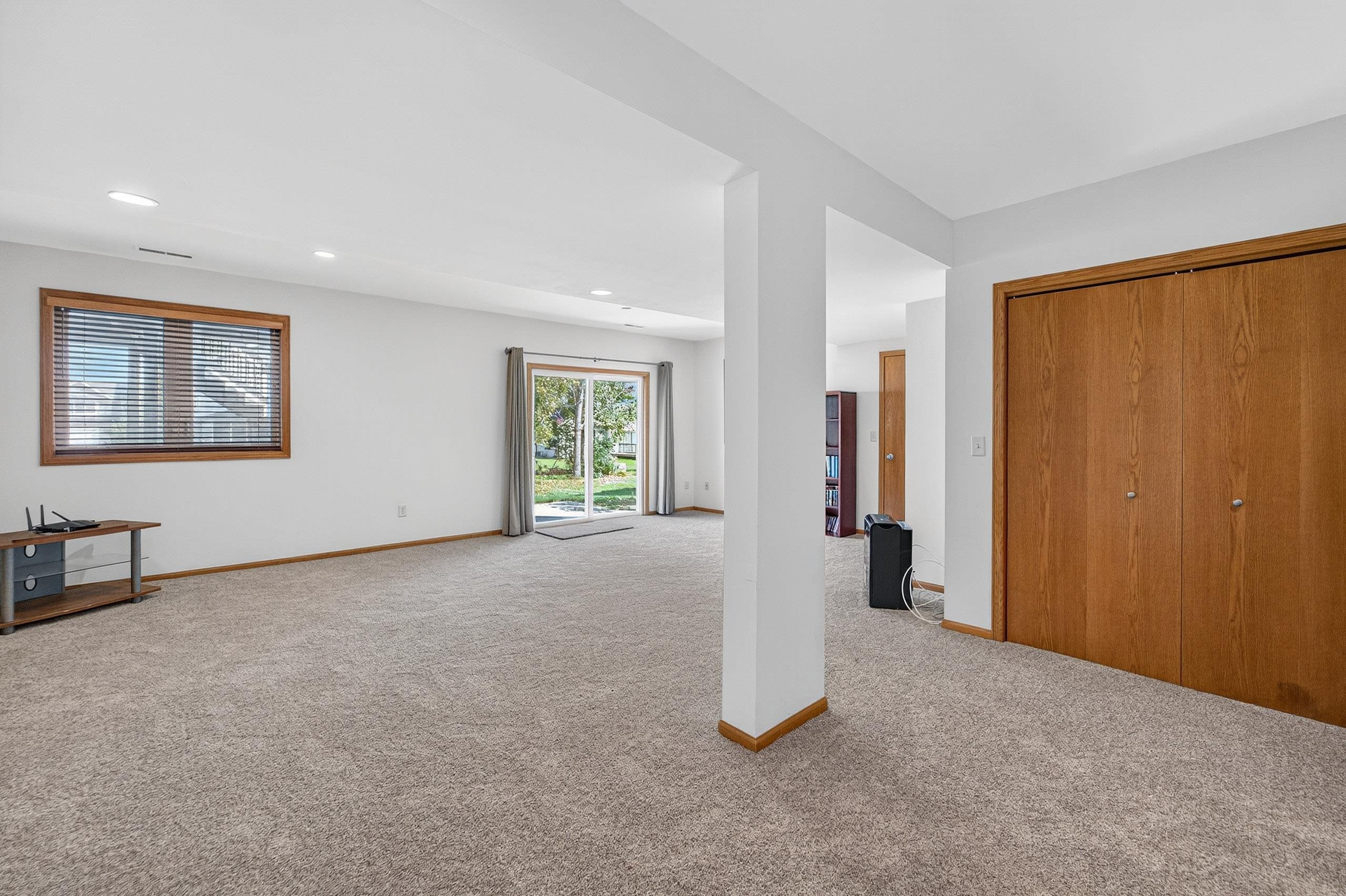 857 Ashworth Drive