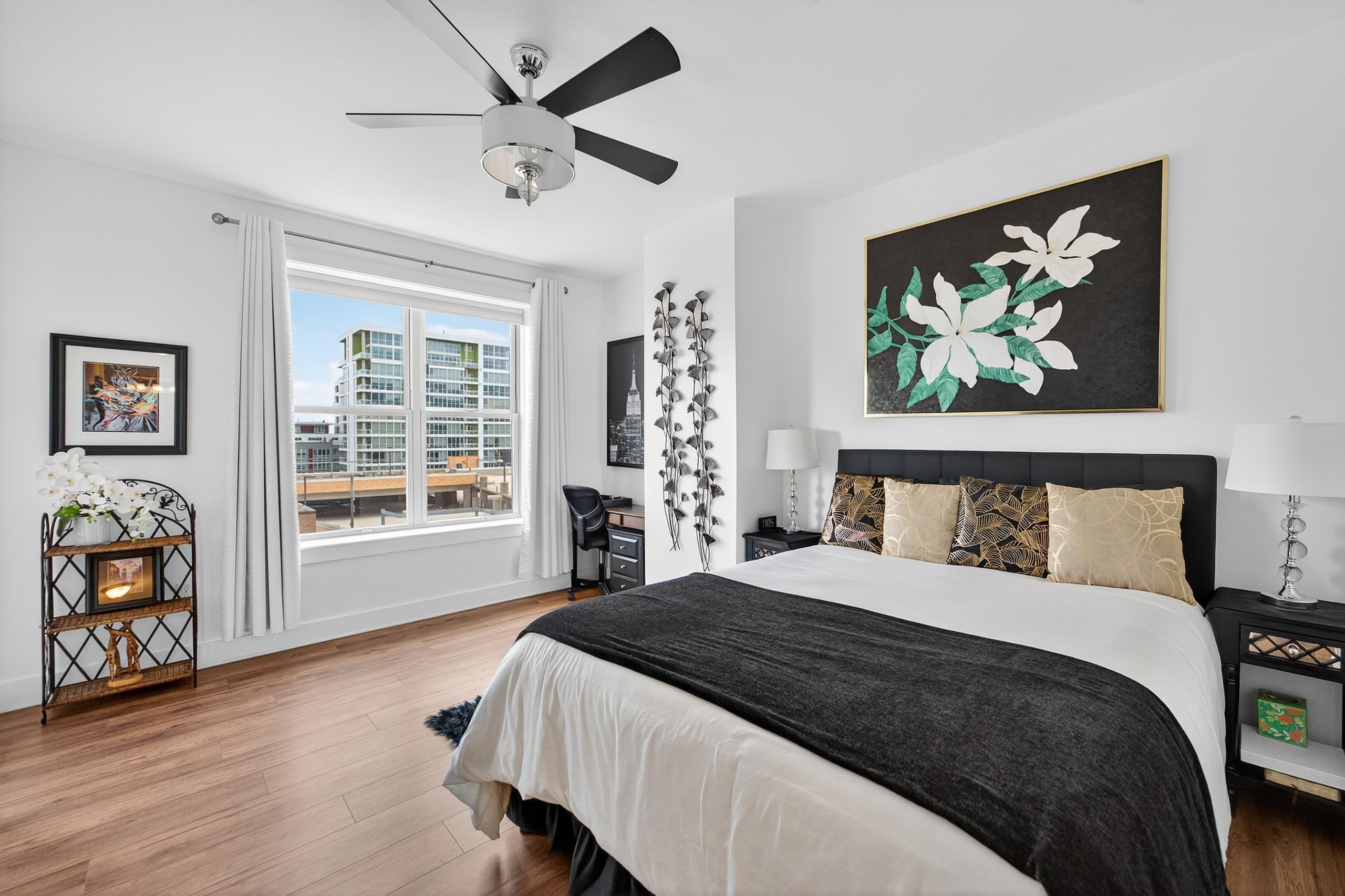 333 W Mifflin Street 9070