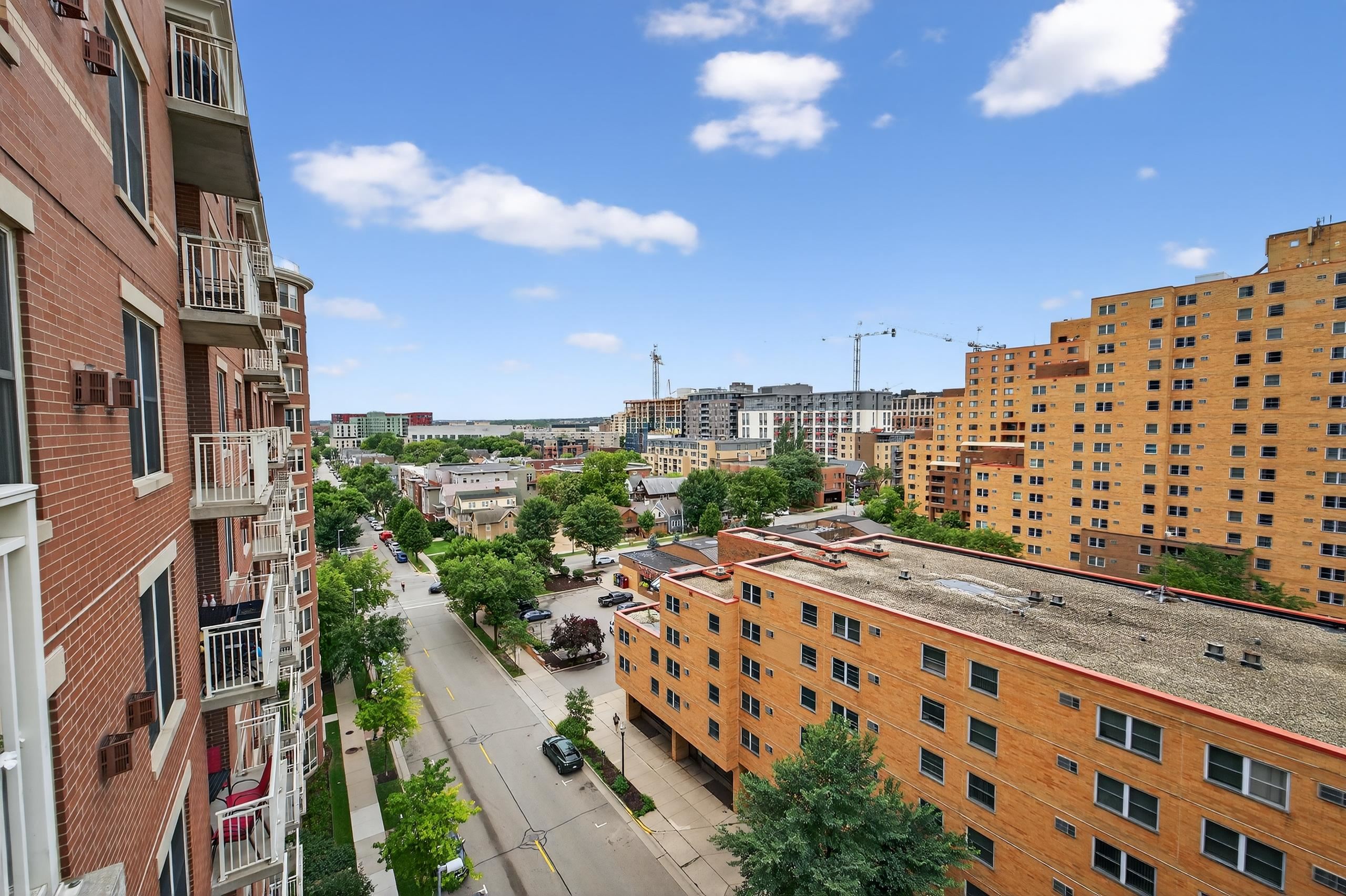333 W Mifflin Street 9070