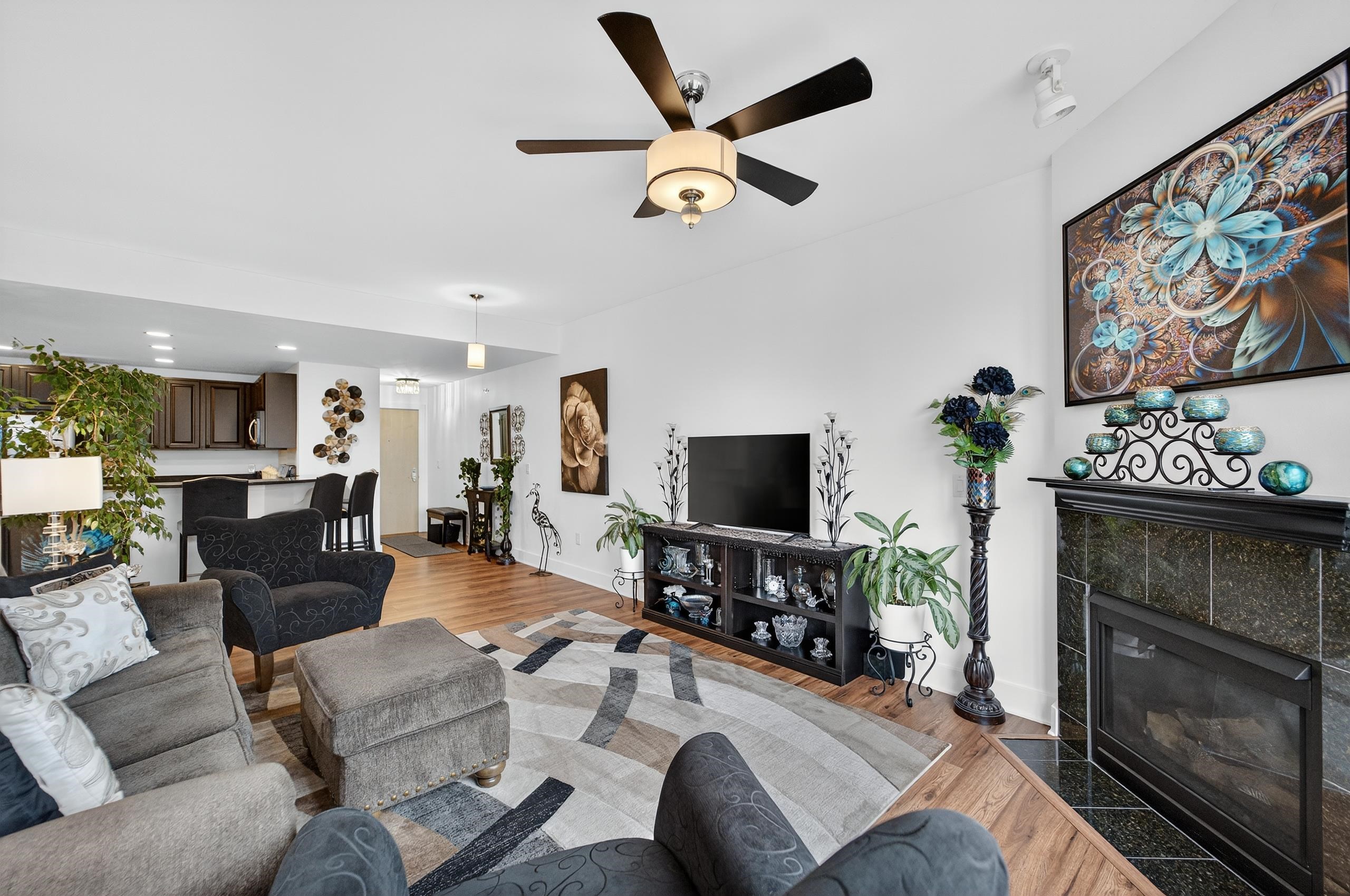 333 W Mifflin Street 9070