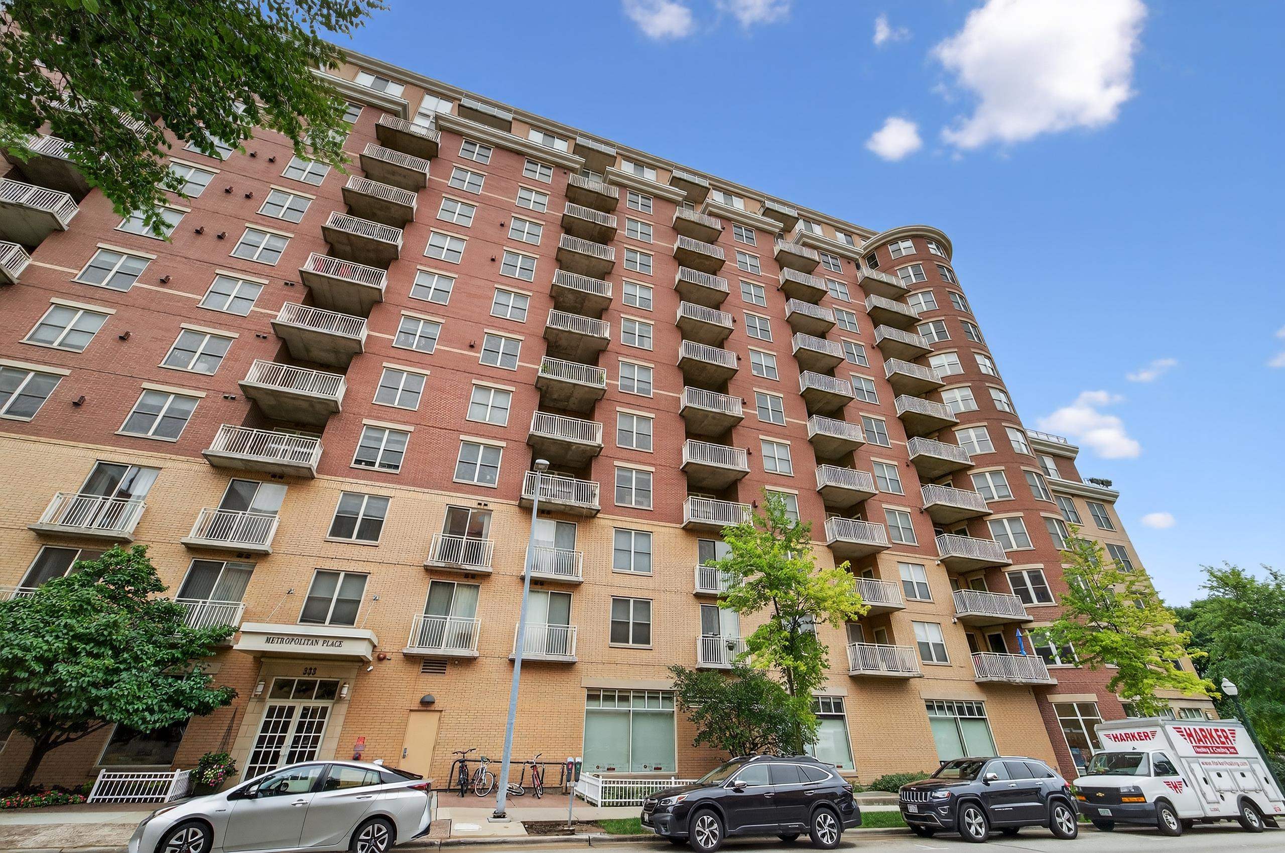 333 W Mifflin Street 9070