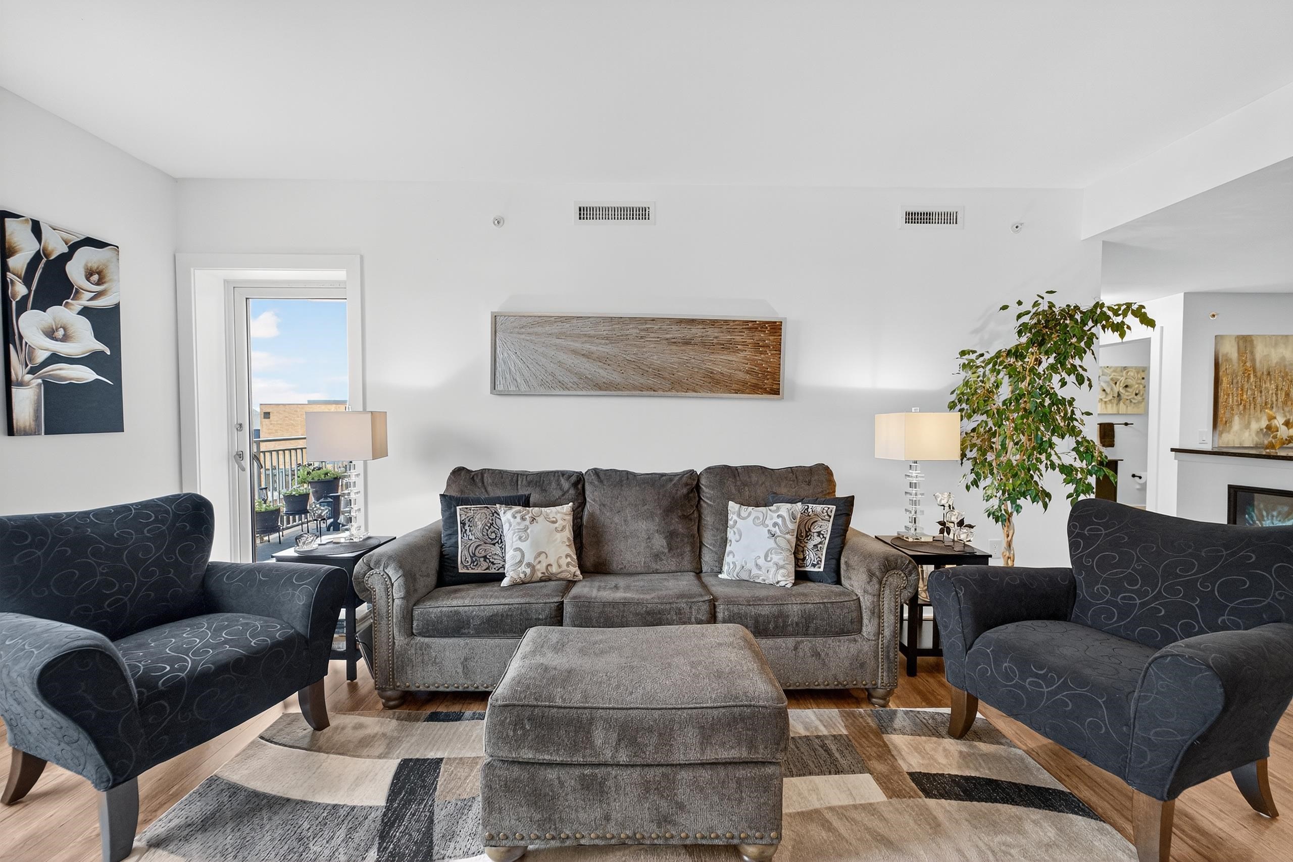 333 W Mifflin Street 9070
