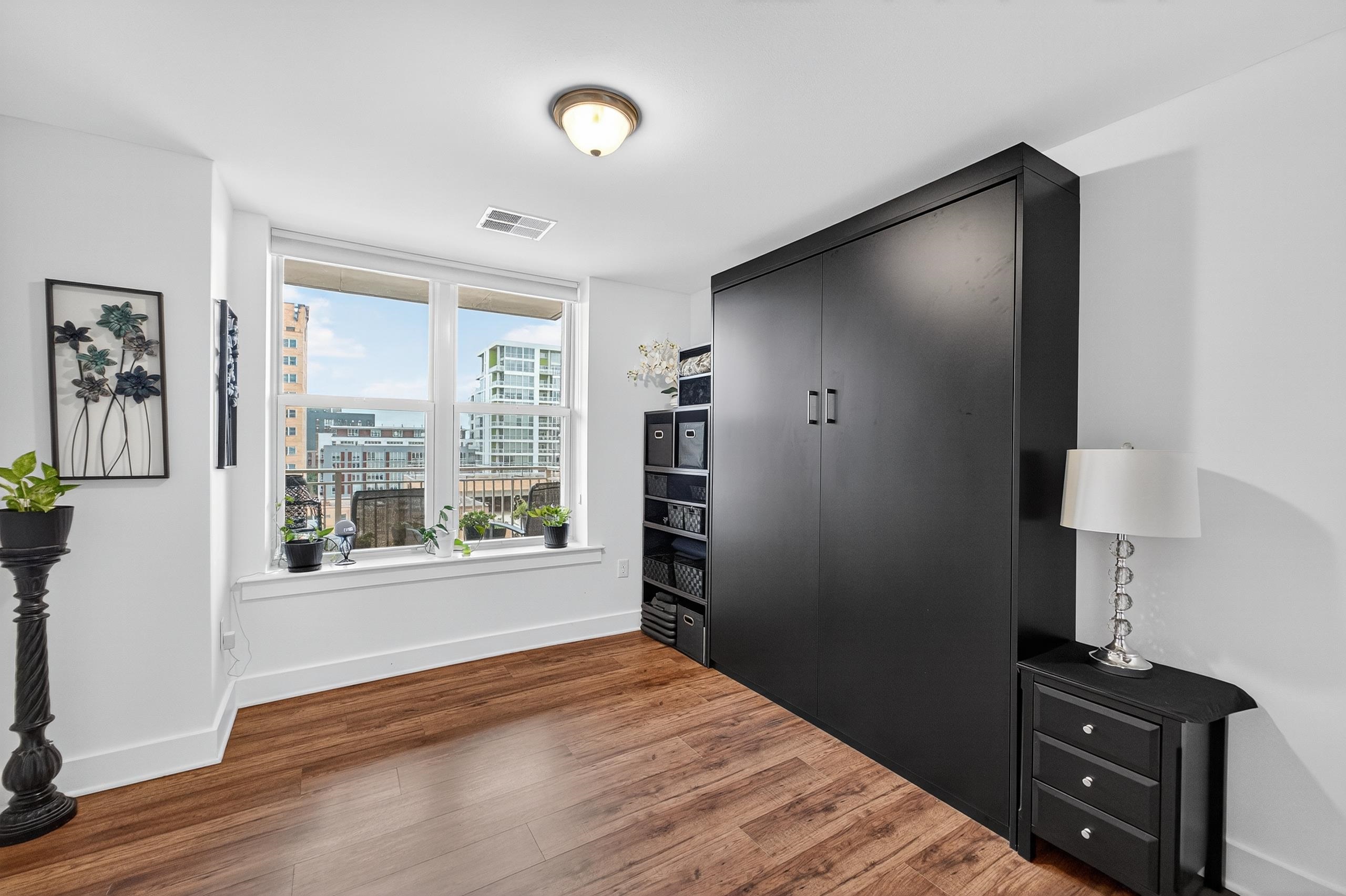 333 W Mifflin Street 9070