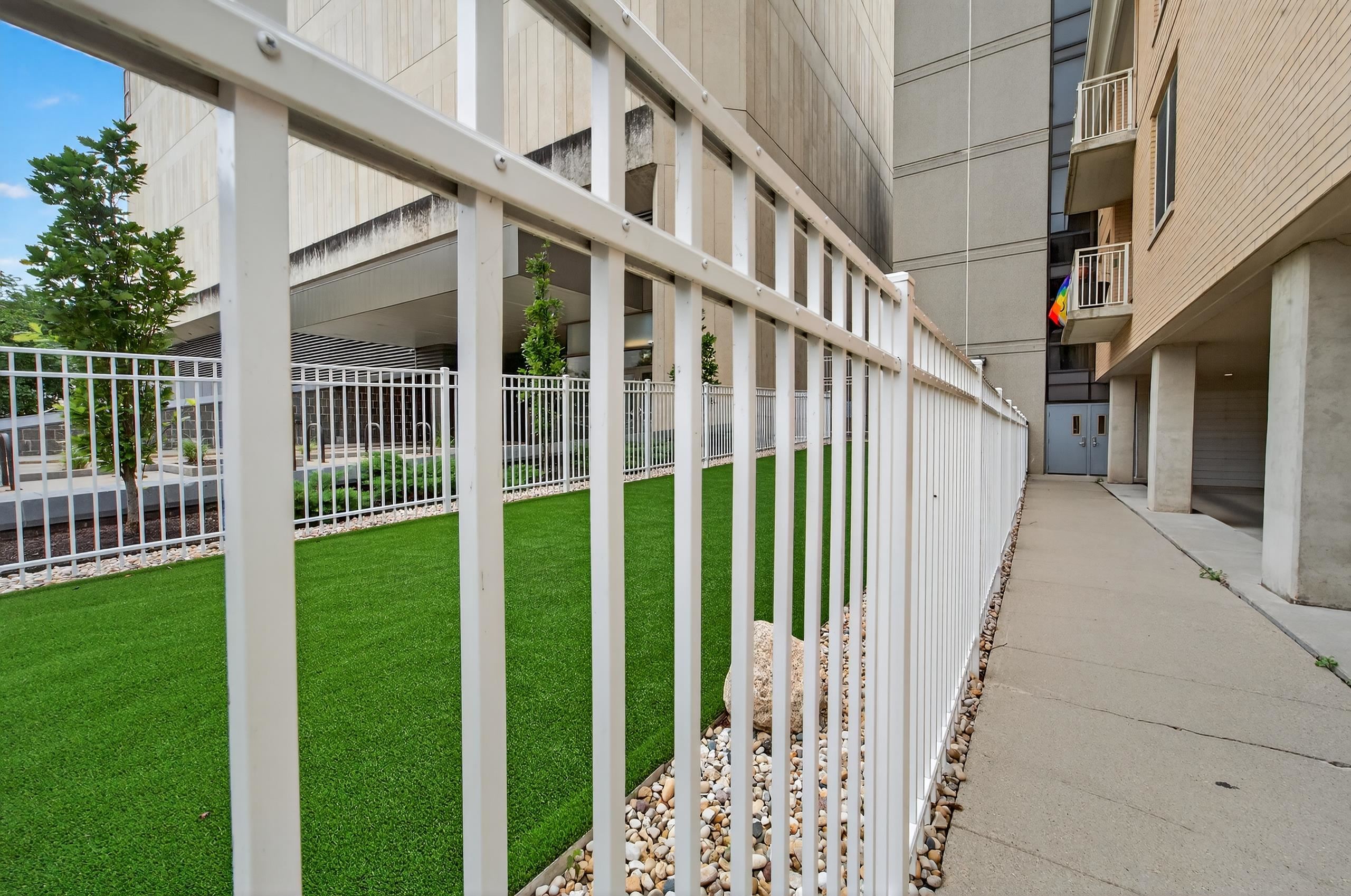 333 W Mifflin Street 9070