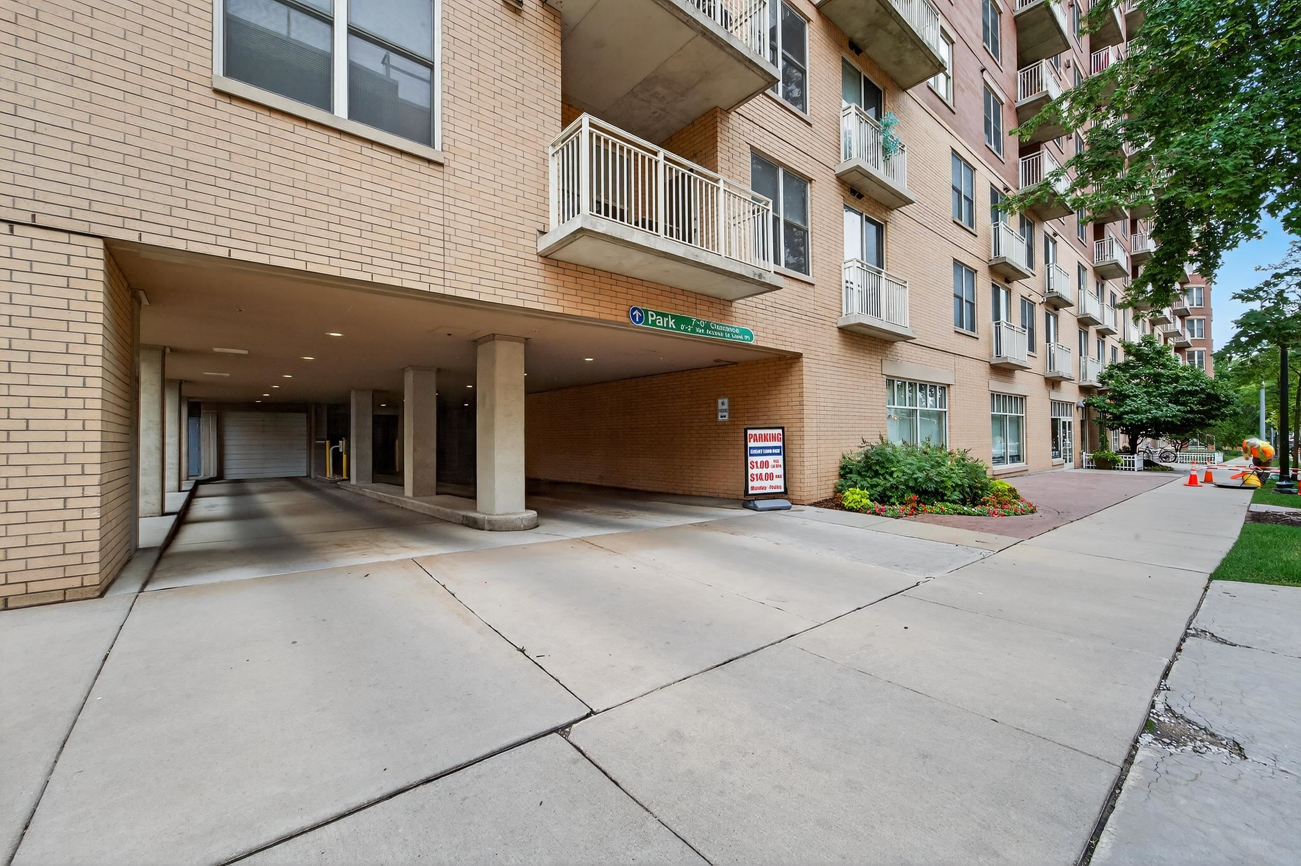 333 W Mifflin Street 9070