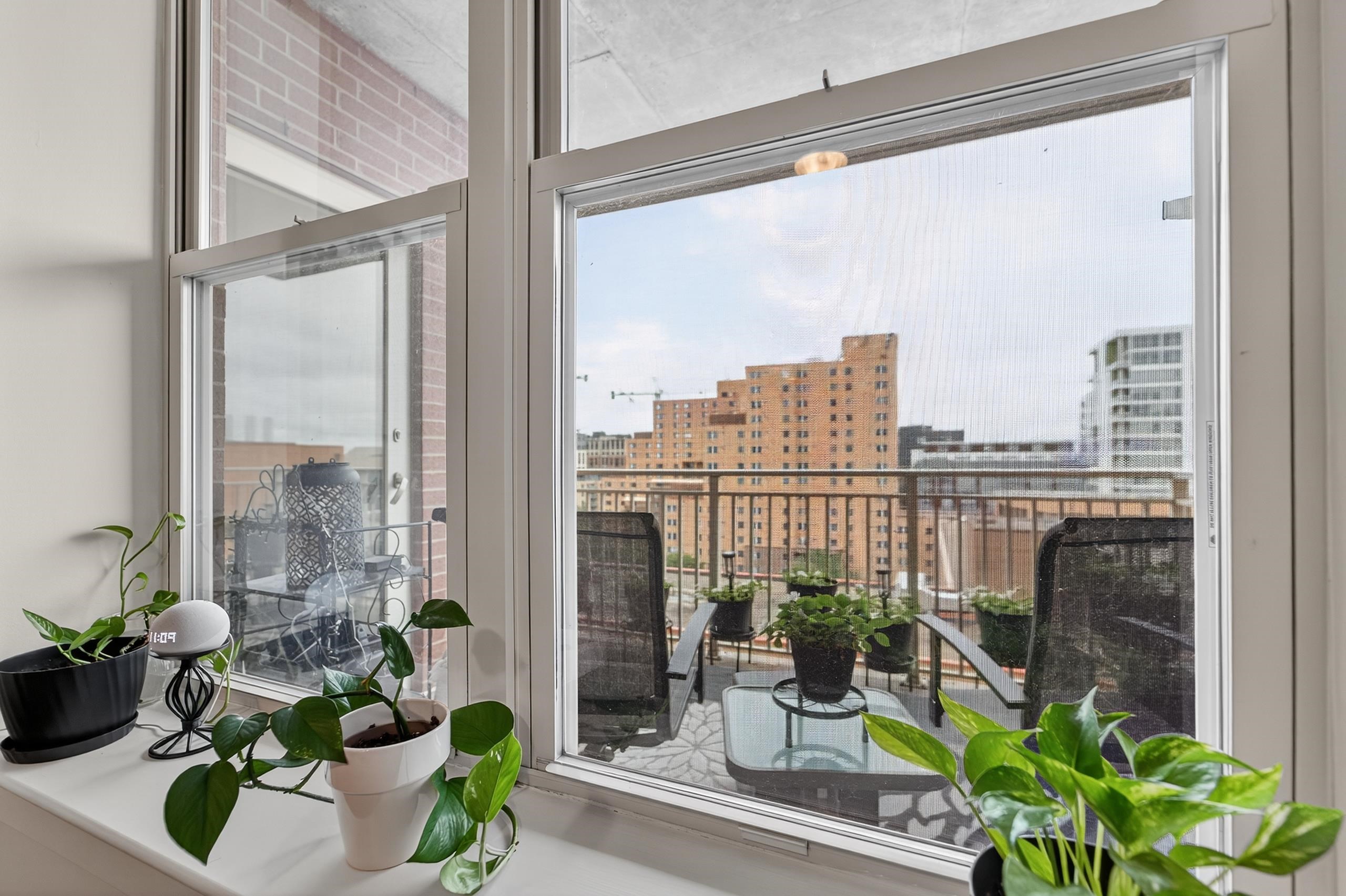 333 W Mifflin Street 9070