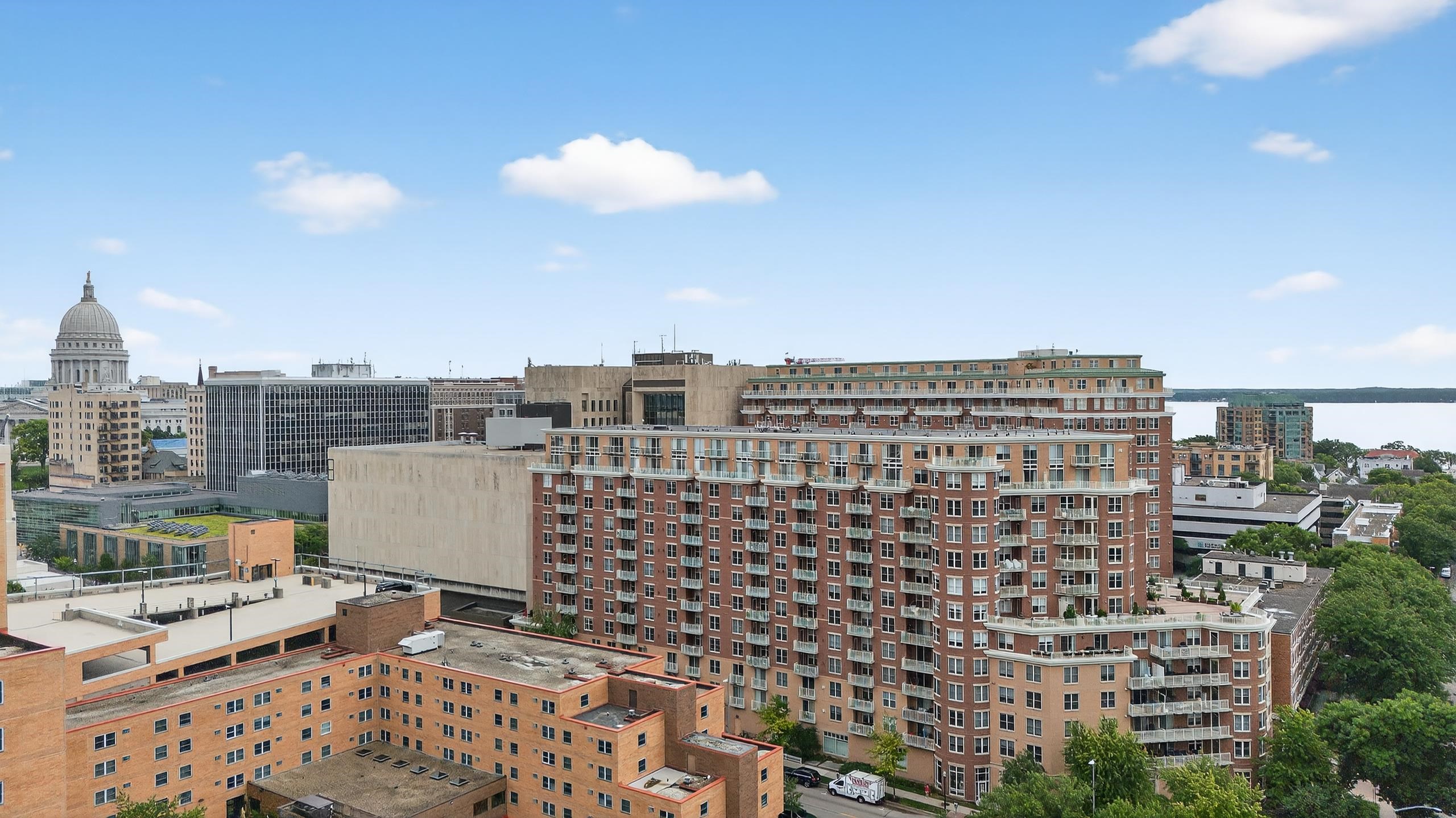 333 W Mifflin Street 9070