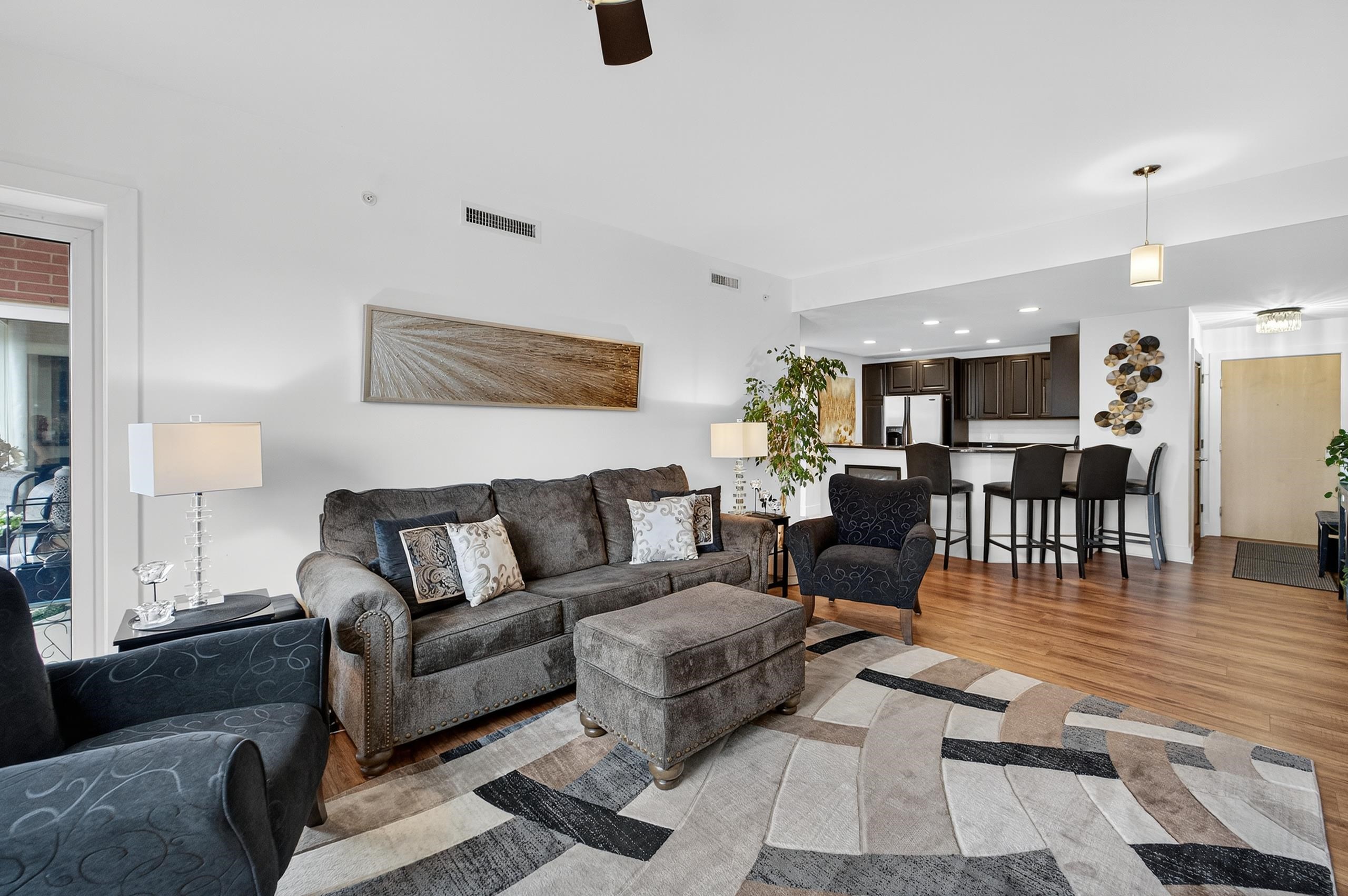 333 W Mifflin Street 9070